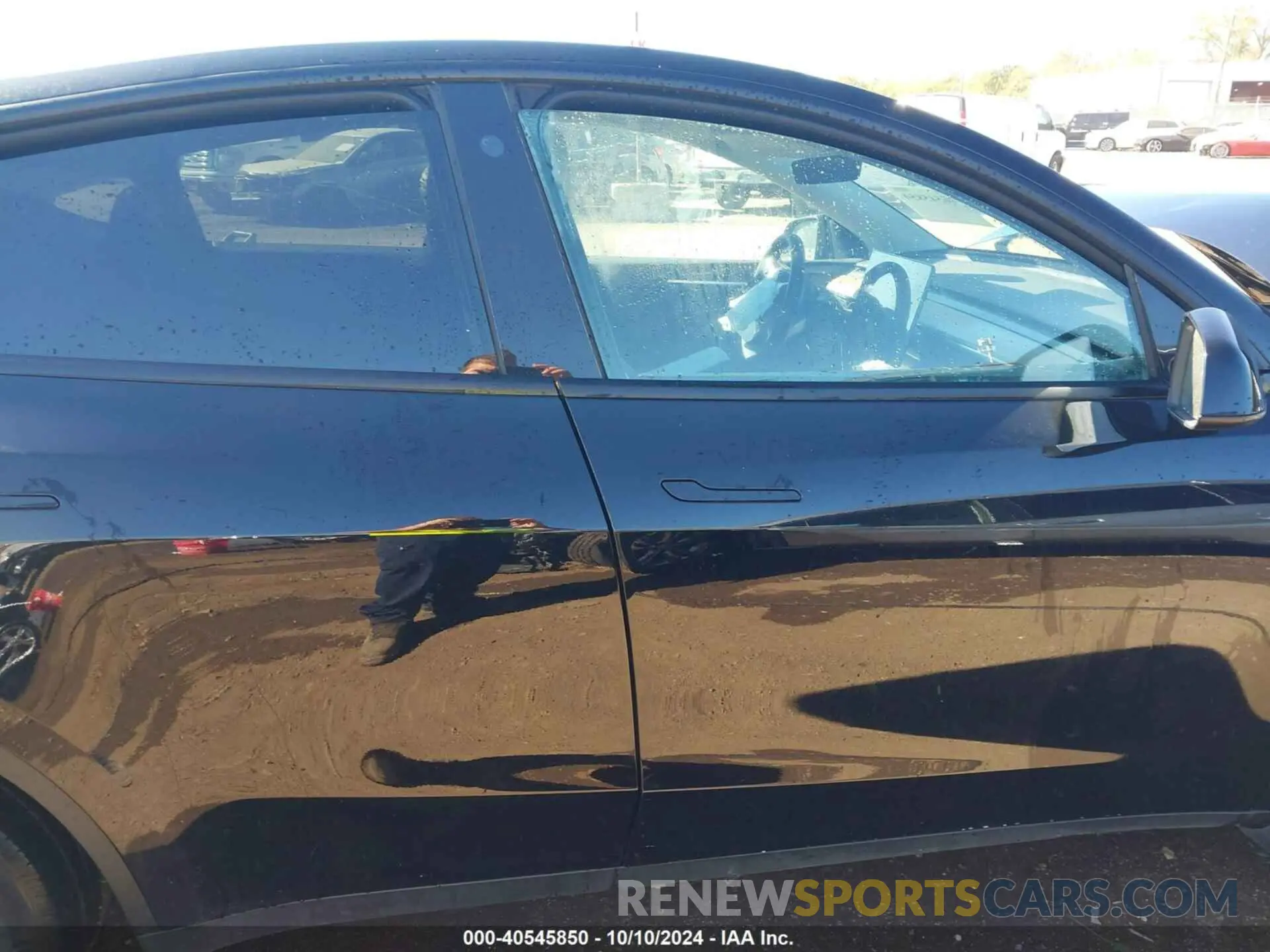13 Photograph of a damaged car 7SAYGDEE2PF754638 TESLA MODEL Y 2023