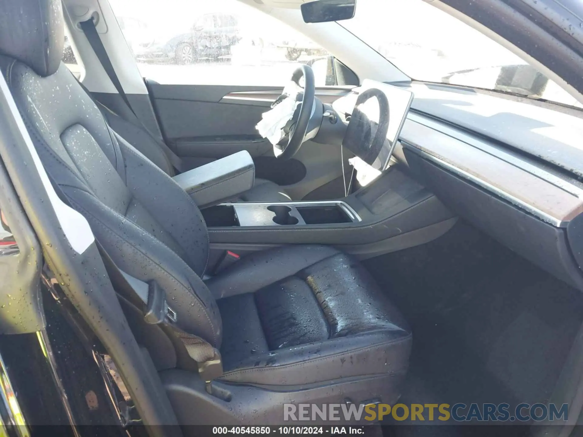 5 Photograph of a damaged car 7SAYGDEE2PF754638 TESLA MODEL Y 2023