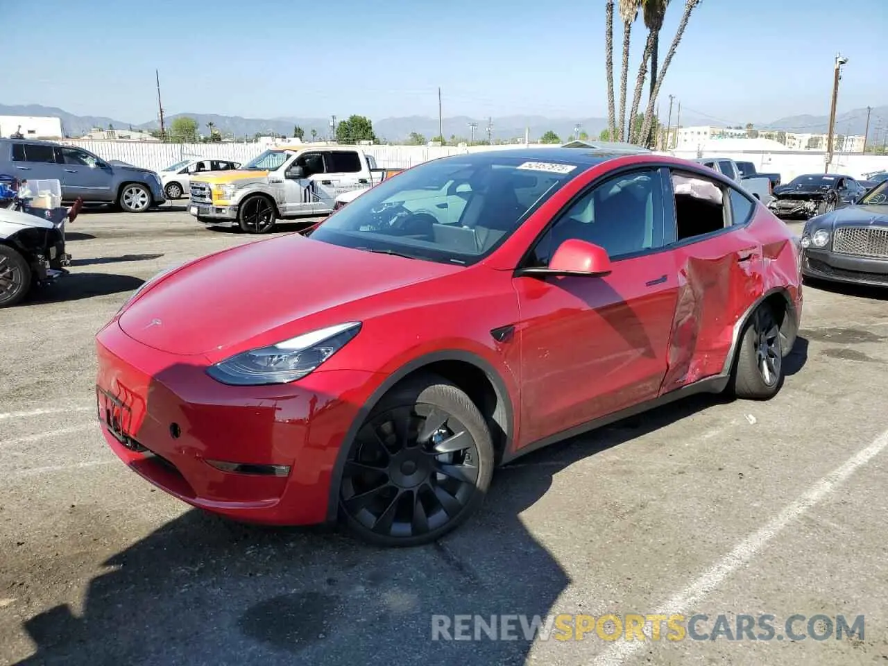 1 Photograph of a damaged car 7SAYGDEE2PF827992 TESLA MODEL Y 2023