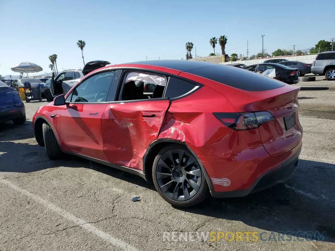 2 Photograph of a damaged car 7SAYGDEE2PF827992 TESLA MODEL Y 2023