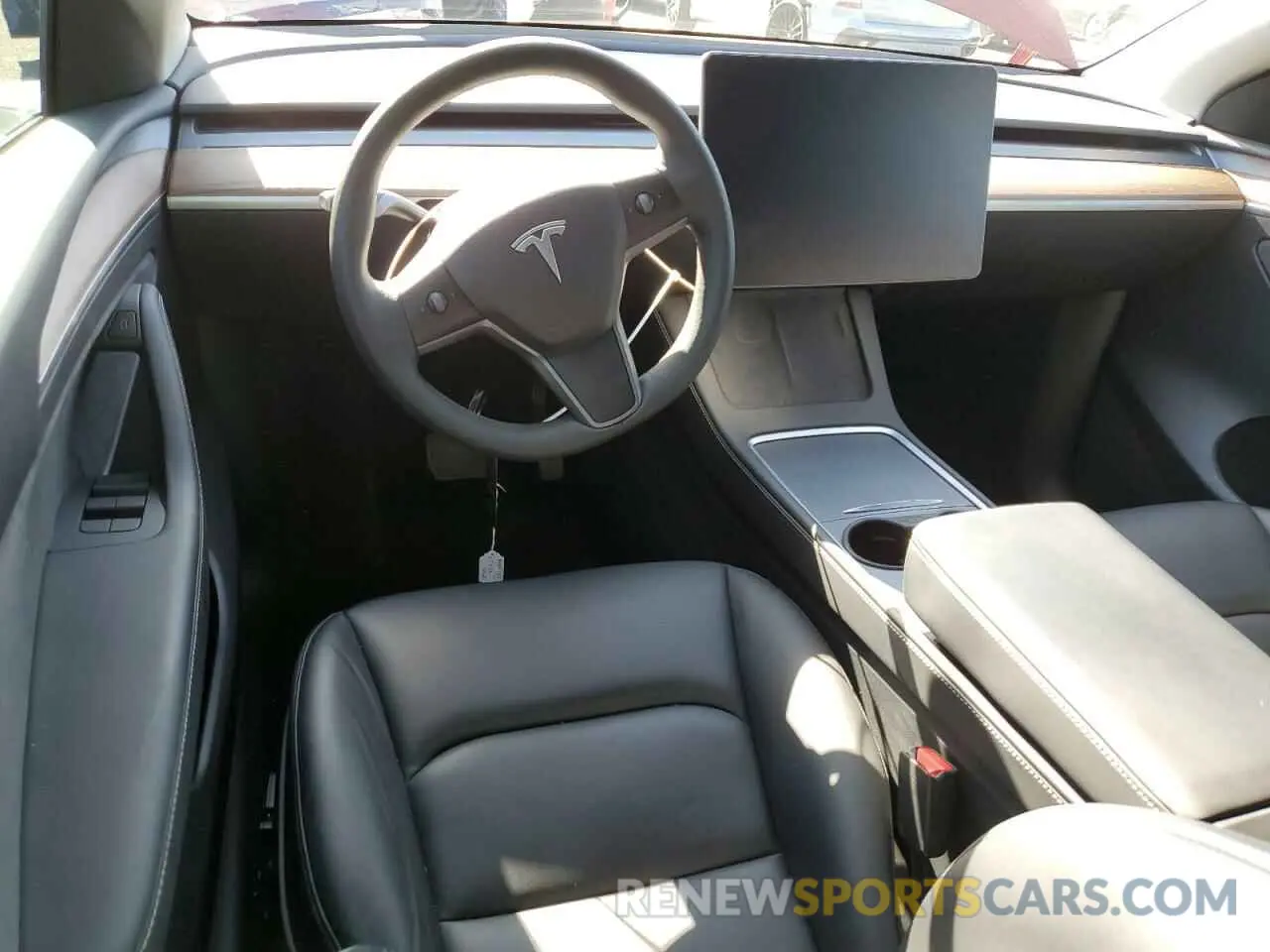 8 Photograph of a damaged car 7SAYGDEE2PF827992 TESLA MODEL Y 2023