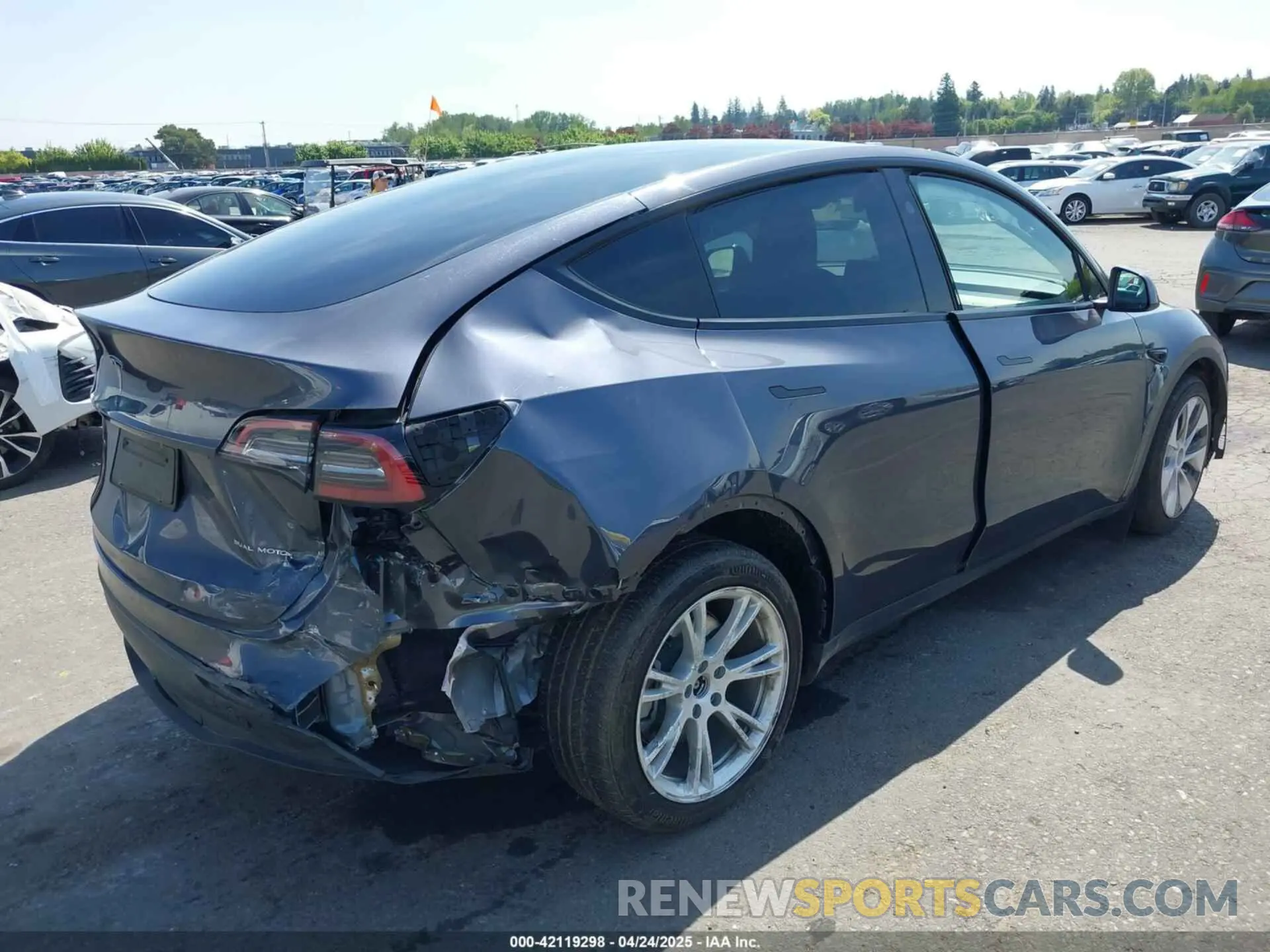 6 Фотография поврежденного автомобиля 7SAYGDEE2PF839866 TESLA MODEL Y 2023