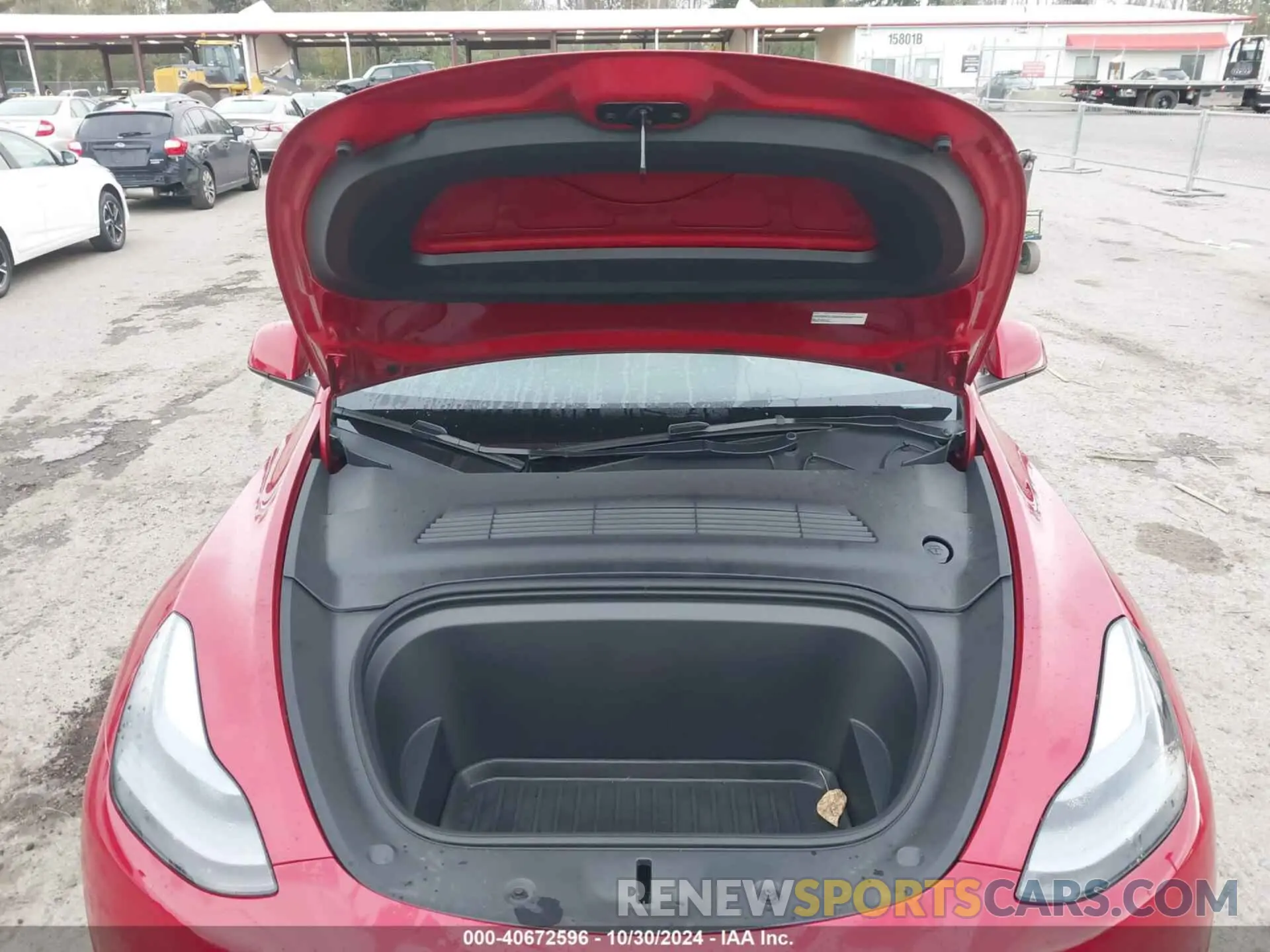 10 Photograph of a damaged car 7SAYGDEE2PF866212 TESLA MODEL Y 2023