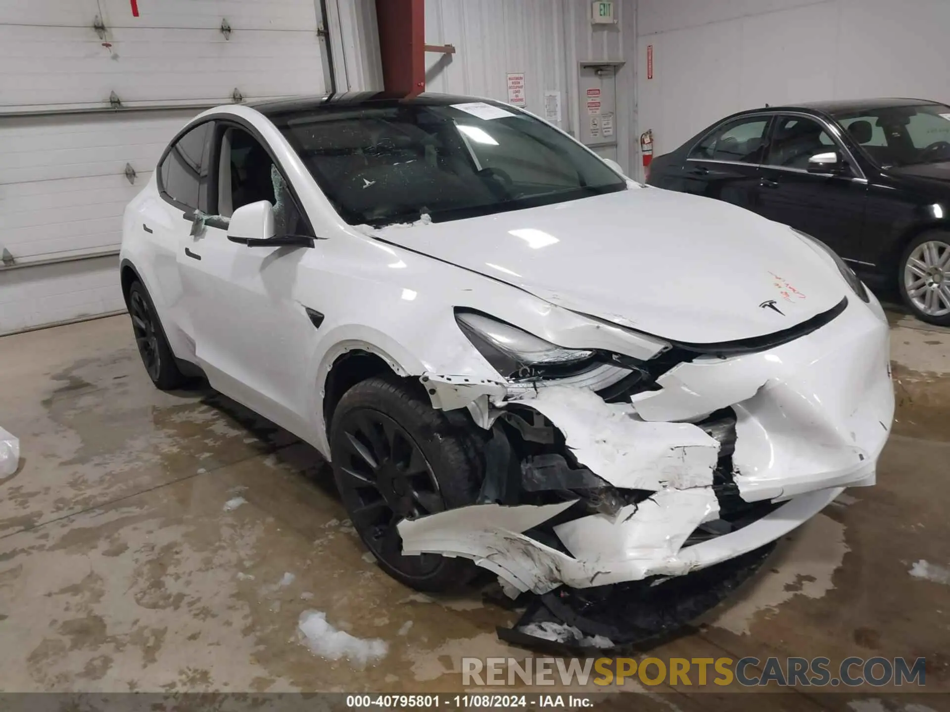 1 Фотография поврежденного автомобиля 7SAYGDEE2PF908183 TESLA MODEL Y 2023