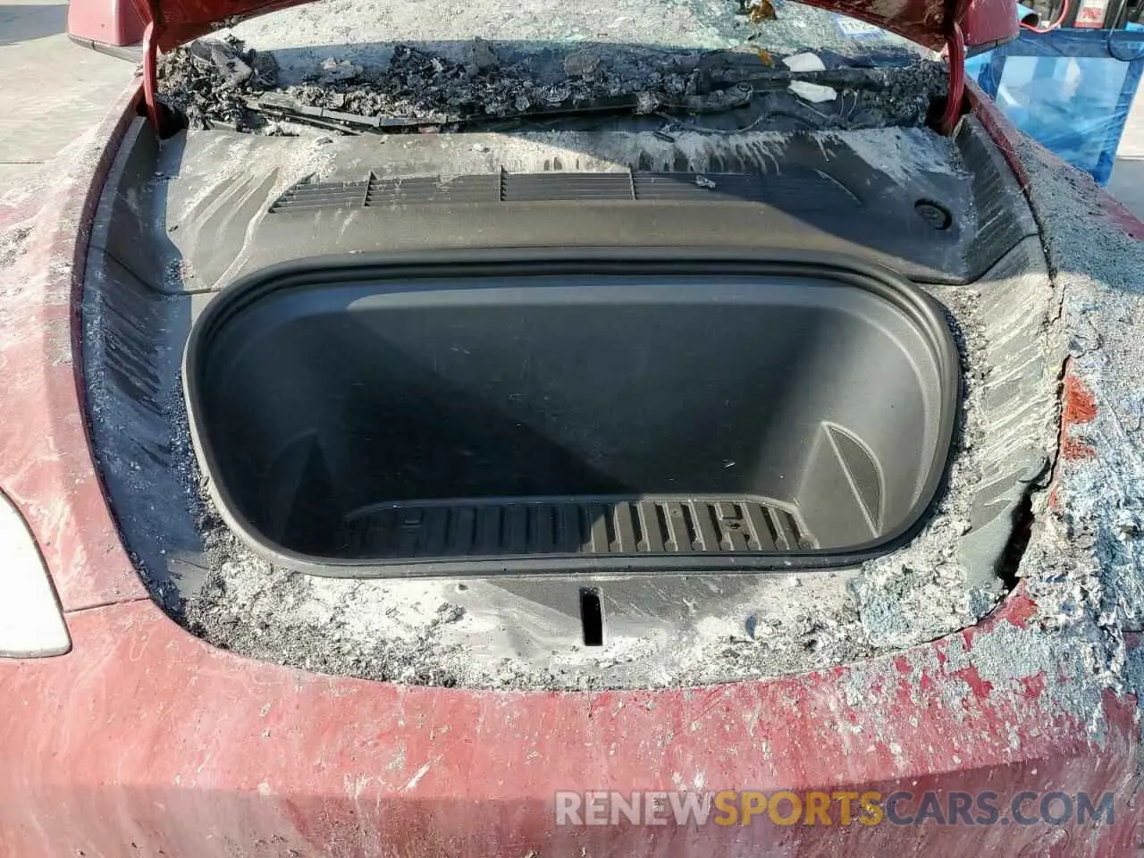 12 Photograph of a damaged car 7SAYGDEE3PA028462 TESLA MODEL Y 2023
