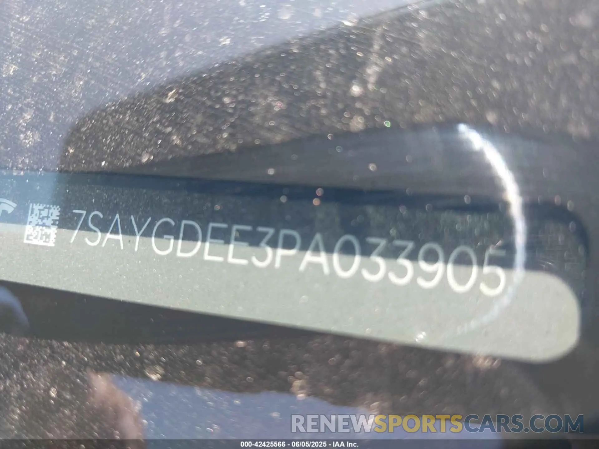 9 Photograph of a damaged car 7SAYGDEE3PA033905 TESLA MODEL Y 2023