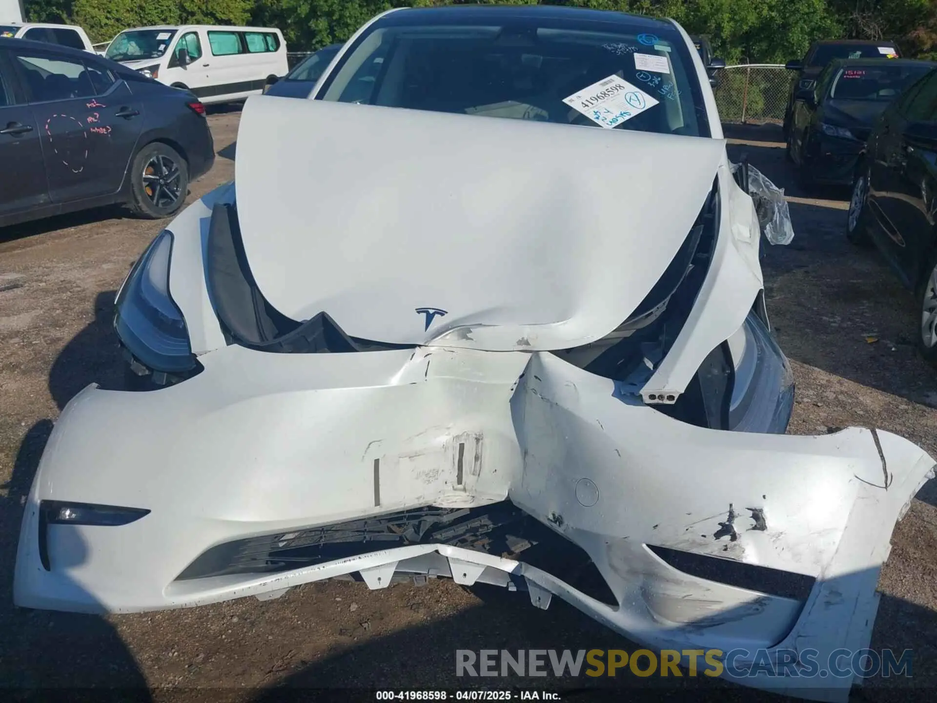 6 Photograph of a damaged car 7SAYGDEE3PA054706 TESLA MODEL Y 2023