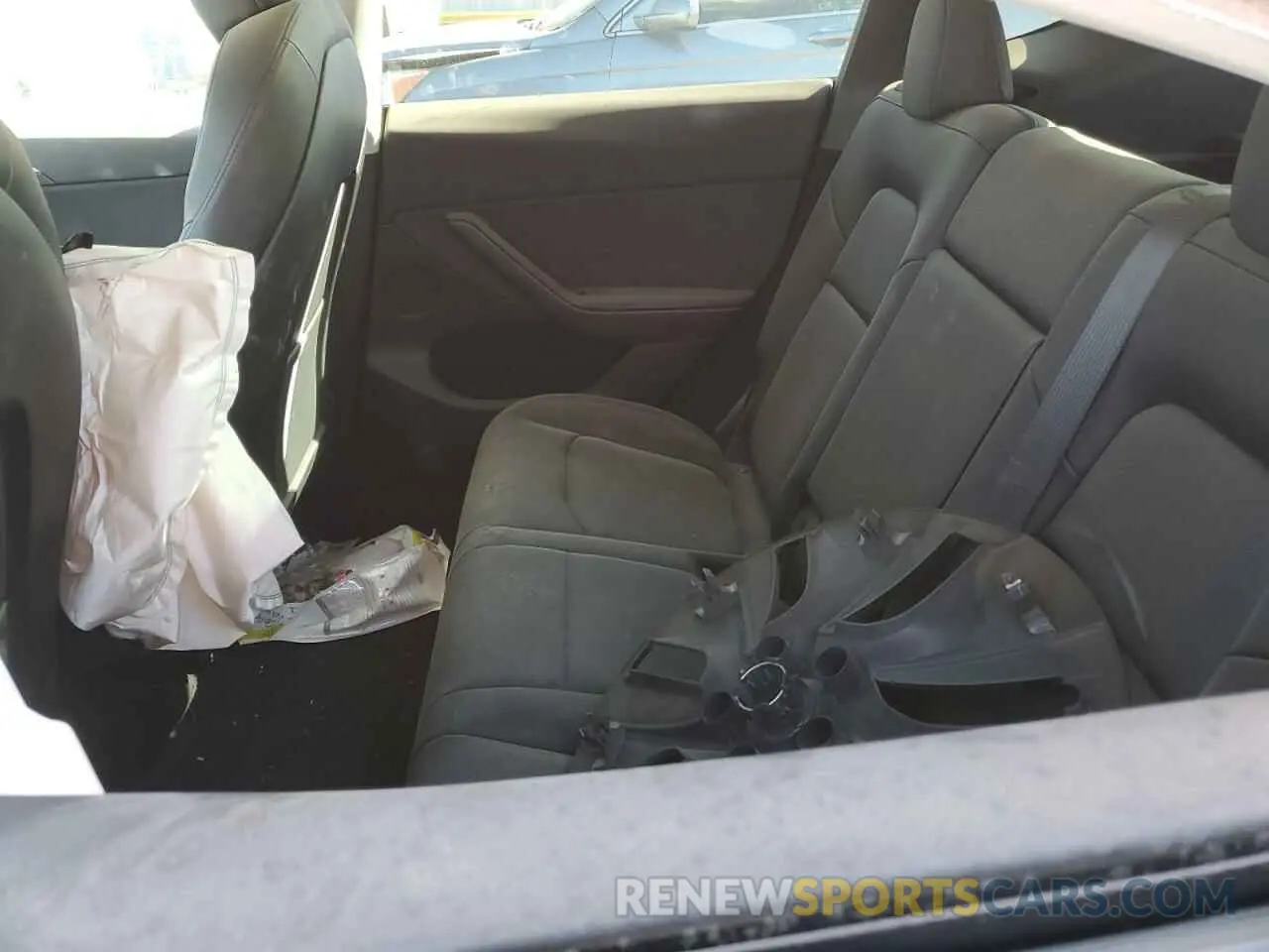 11 Photograph of a damaged car 7SAYGDEE3PA081226 TESLA MODEL Y 2023
