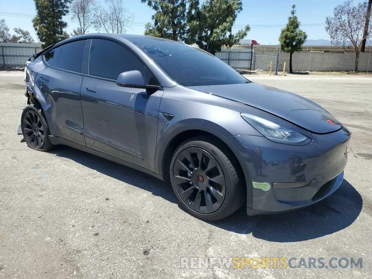 4 Photograph of a damaged car 7SAYGDEE3PA104567 TESLA MODEL Y 2023