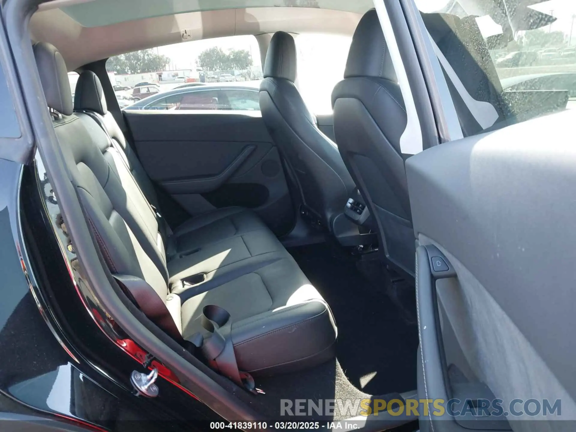 8 Фотография поврежденного автомобиля 7SAYGDEE3PA131056 TESLA MODEL Y 2023