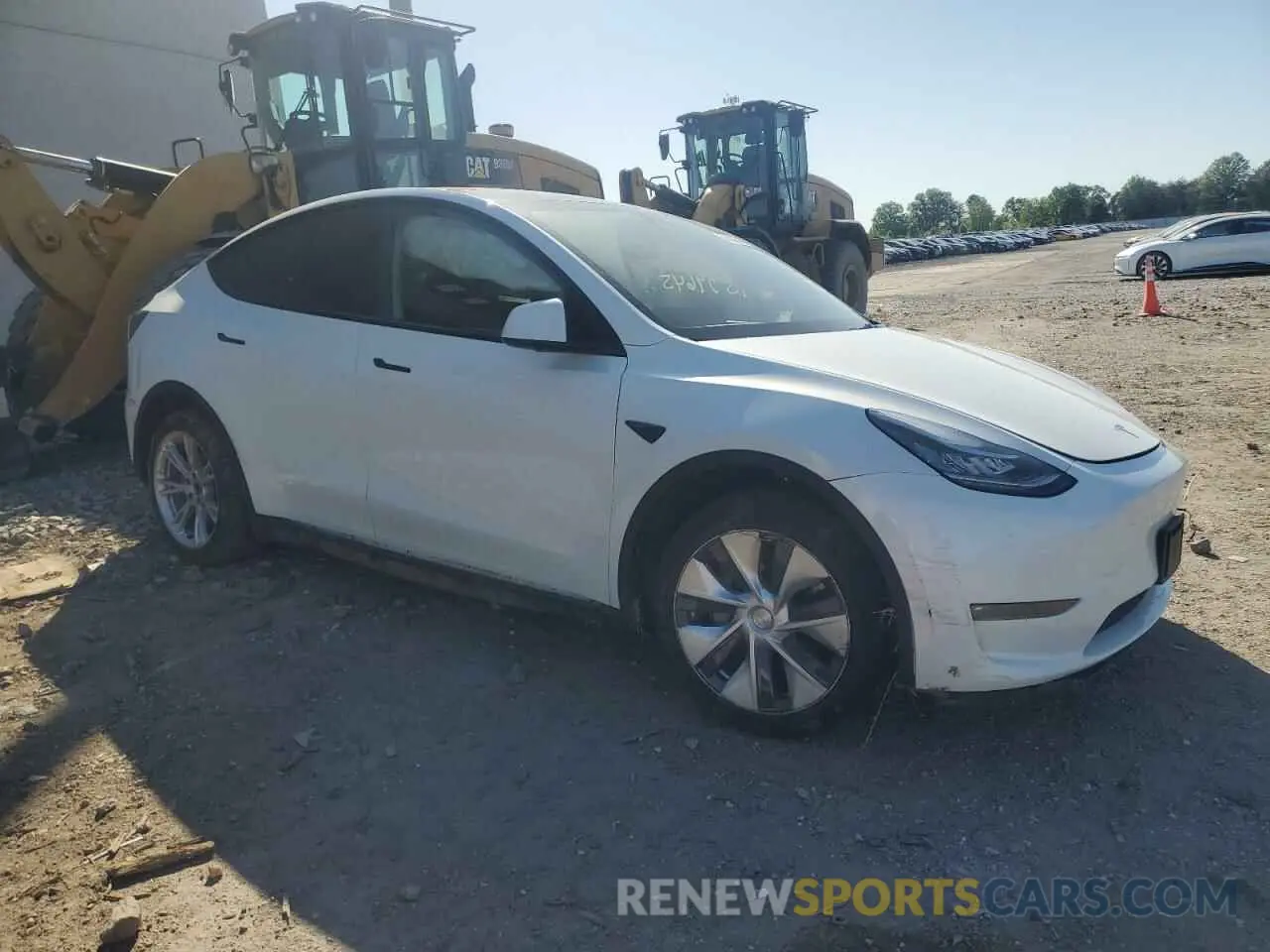 4 Photograph of a damaged car 7SAYGDEE3PF614078 TESLA MODEL Y 2023
