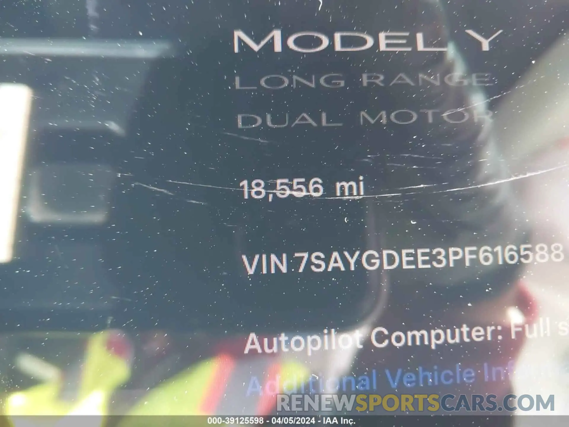 15 Photograph of a damaged car 7SAYGDEE3PF616588 TESLA MODEL Y 2023