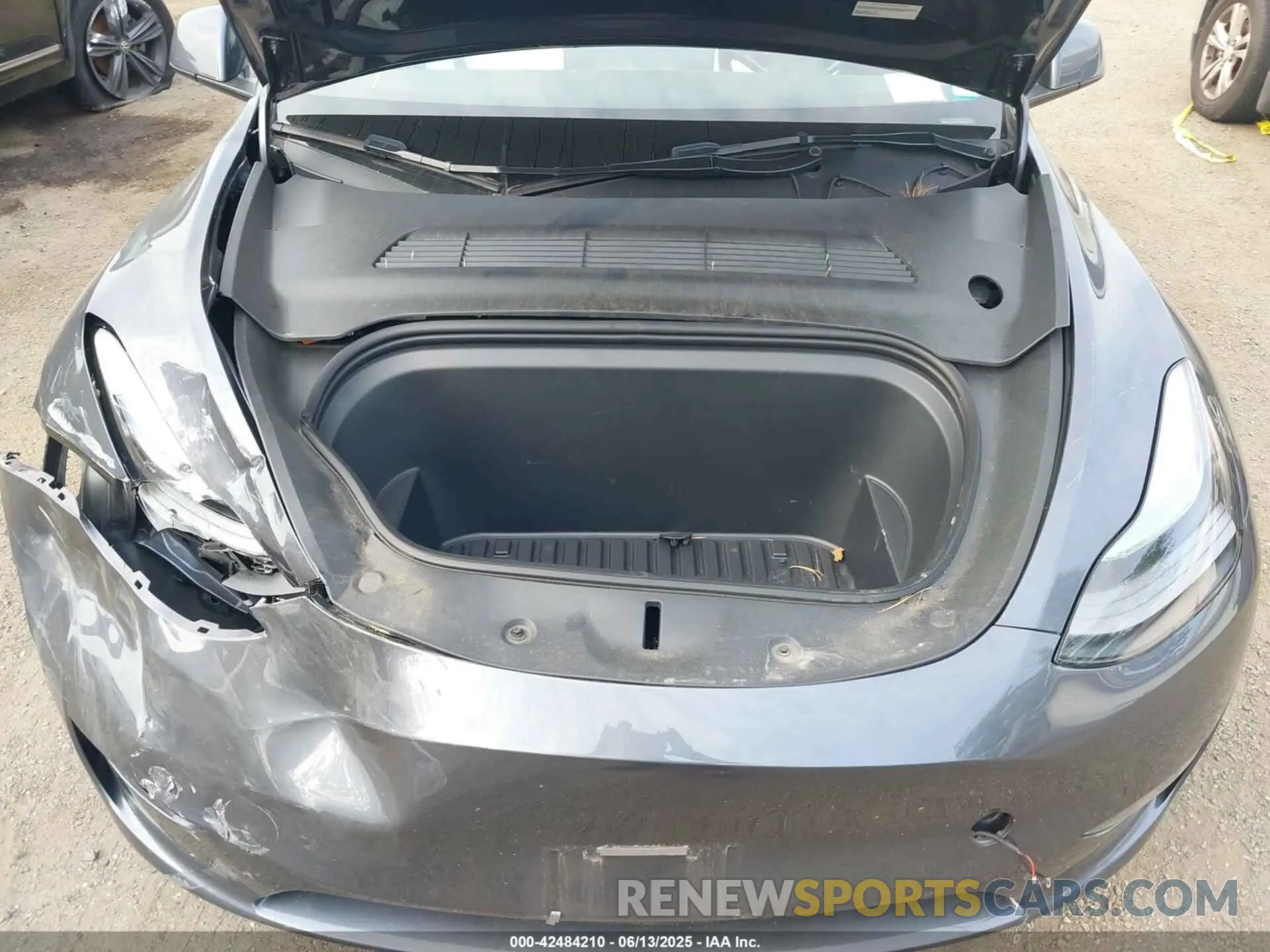 10 Фотография поврежденного автомобиля 7SAYGDEE3PF631527 TESLA MODEL Y 2023