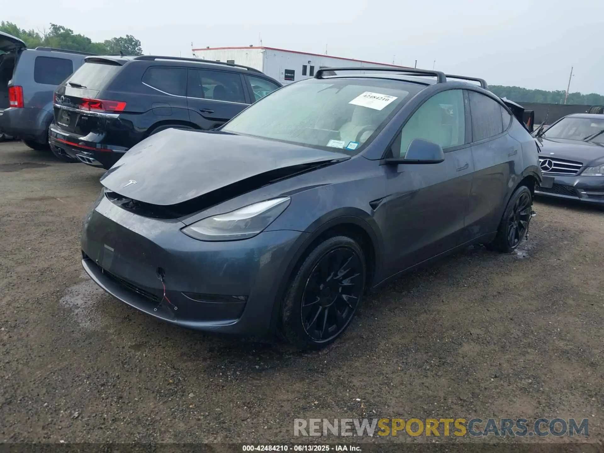 2 Фотография поврежденного автомобиля 7SAYGDEE3PF631527 TESLA MODEL Y 2023