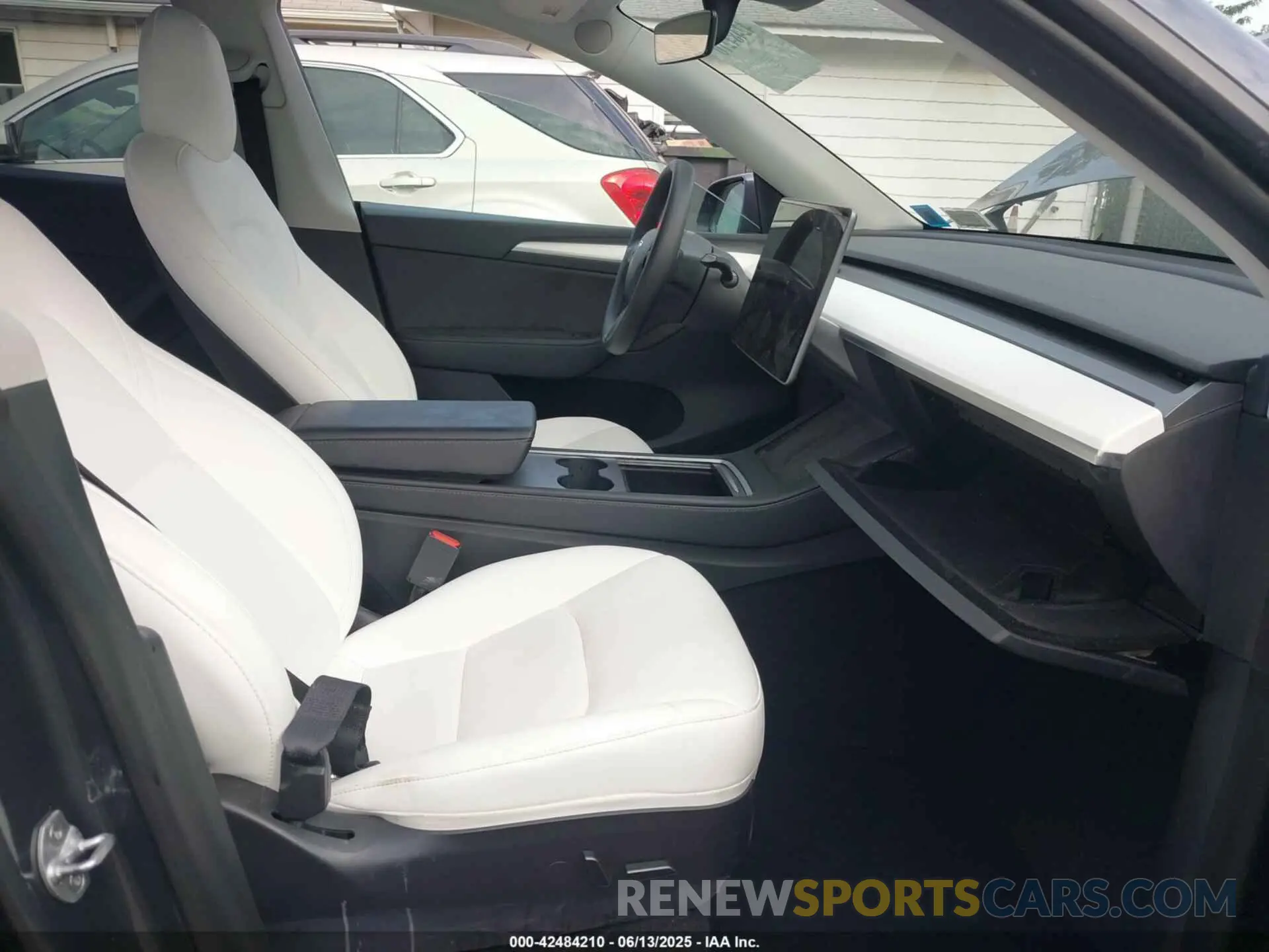 5 Фотография поврежденного автомобиля 7SAYGDEE3PF631527 TESLA MODEL Y 2023