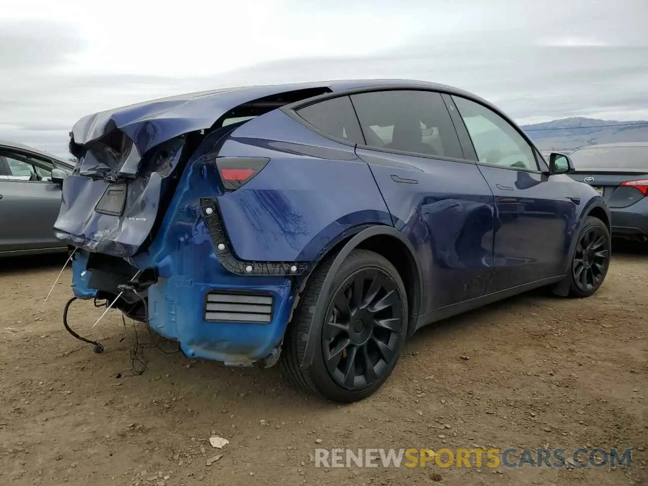 3 Фотография поврежденного автомобиля 7SAYGDEE3PF667539 TESLA MODEL Y 2023