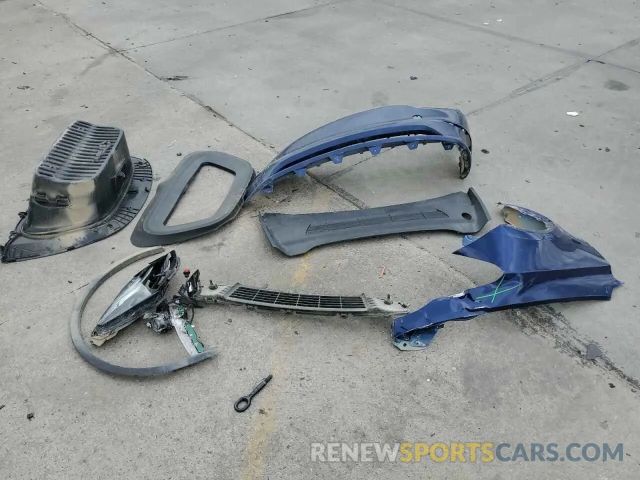 13 Photograph of a damaged car 7SAYGDEE3PF710356 TESLA MODEL Y 2023