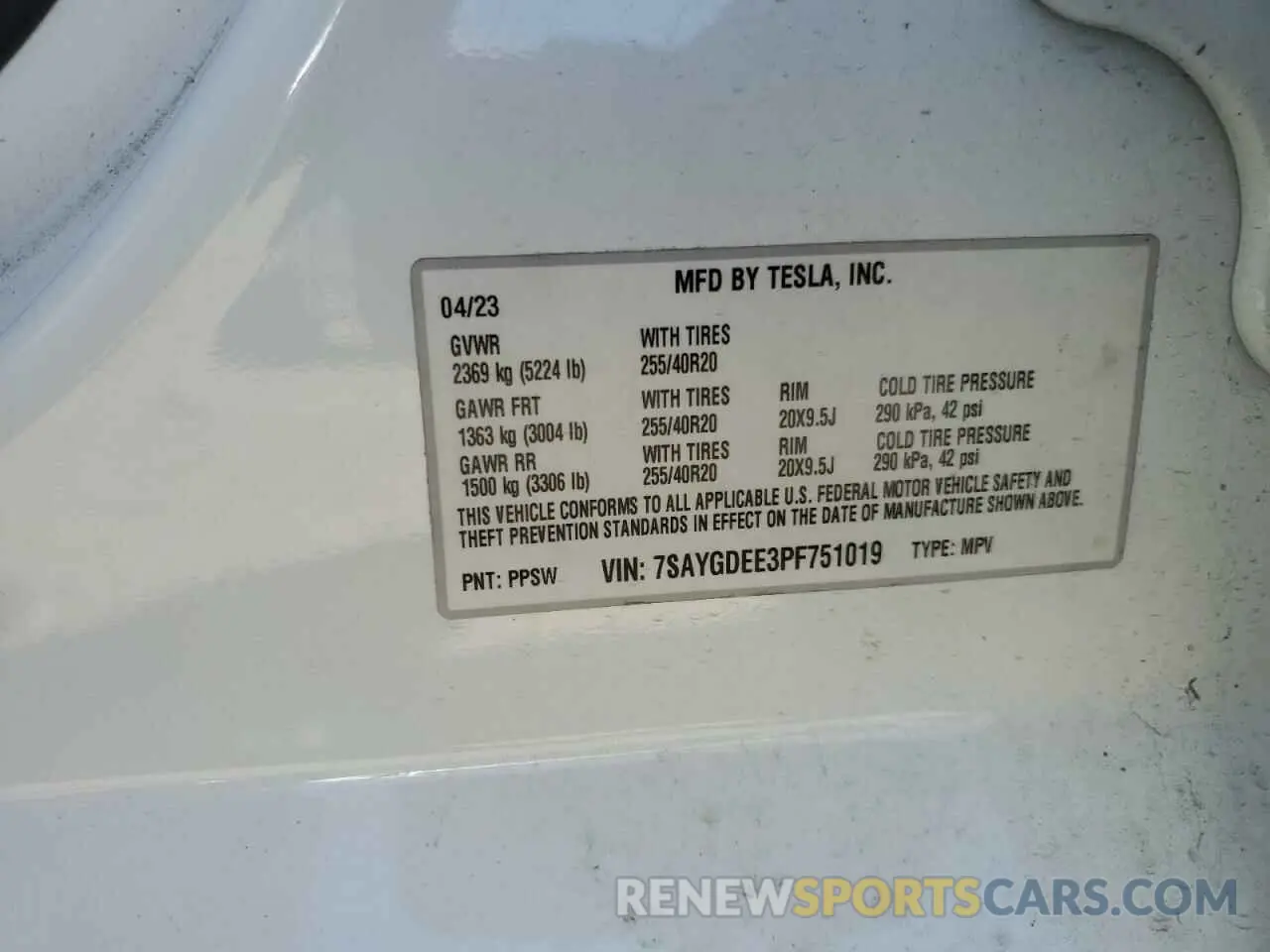 12 Photograph of a damaged car 7SAYGDEE3PF751019 TESLA MODEL Y 2023