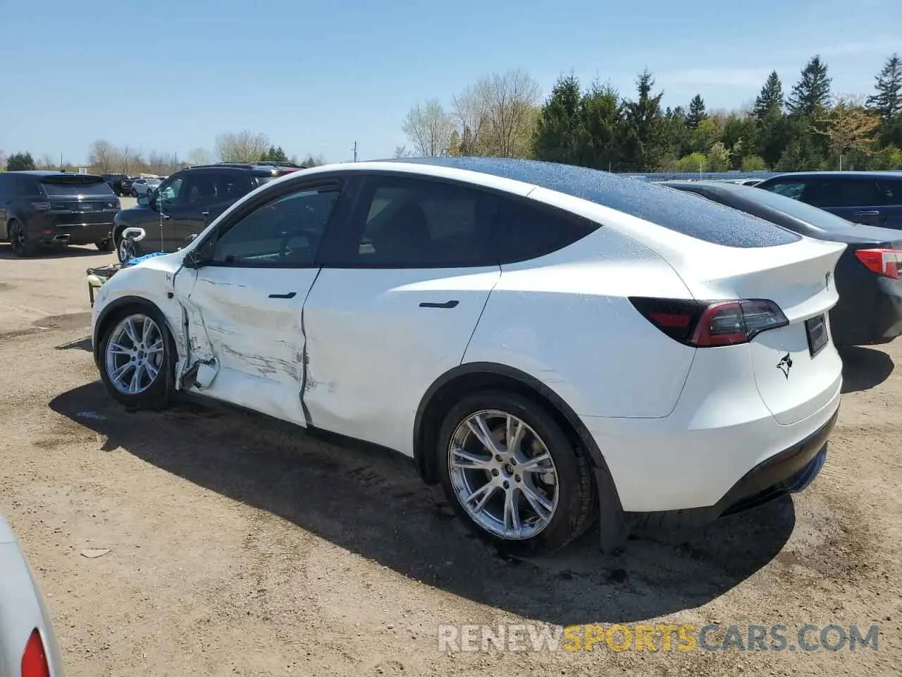 2 Photograph of a damaged car 7SAYGDEE3PF772663 TESLA MODEL Y 2023