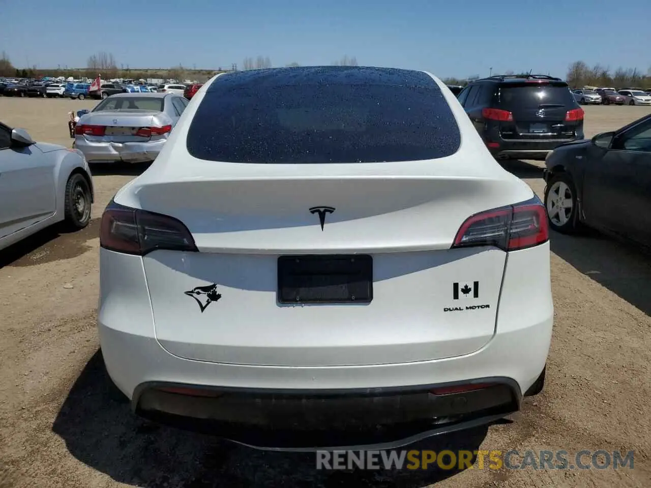 6 Photograph of a damaged car 7SAYGDEE3PF772663 TESLA MODEL Y 2023