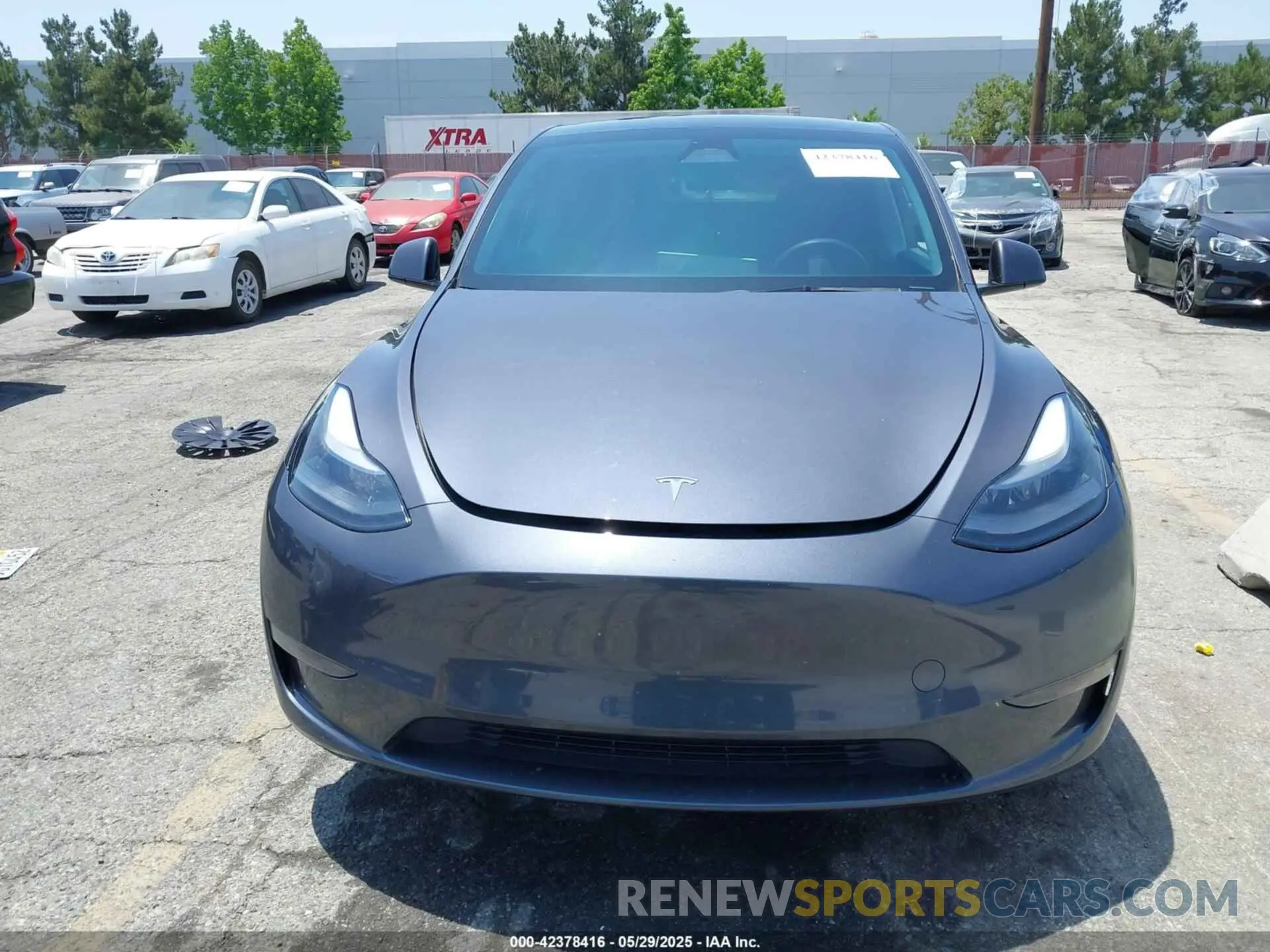 13 Photograph of a damaged car 7SAYGDEE3PF806715 TESLA MODEL Y 2023