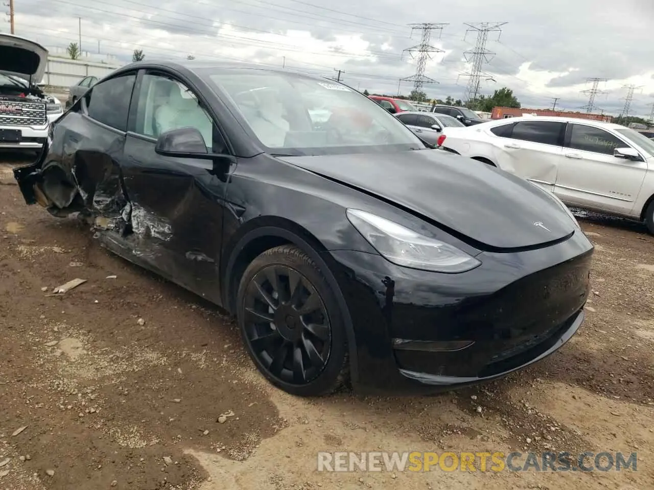 4 Photograph of a damaged car 7SAYGDEE3PF810604 TESLA MODEL Y 2023
