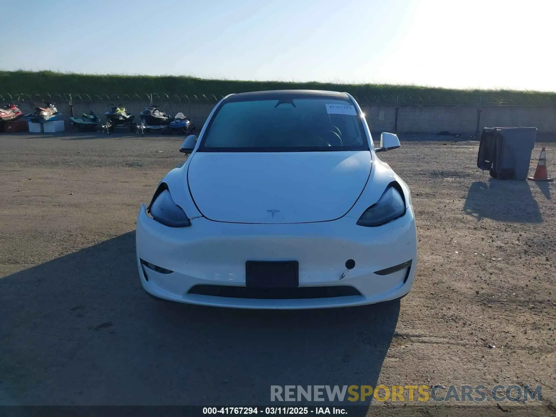 13 Photograph of a damaged car 7SAYGDEE3PF817097 TESLA MODEL Y 2023