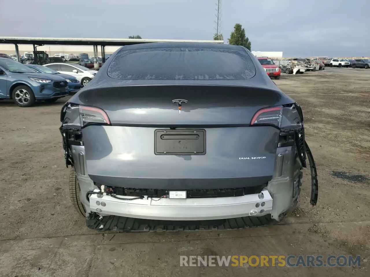 6 Photograph of a damaged car 7SAYGDEE3PF832005 TESLA MODEL Y 2023