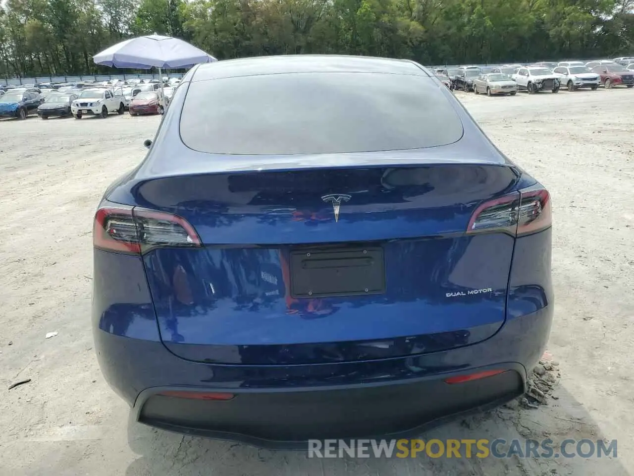 6 Photograph of a damaged car 7SAYGDEE3PF832070 TESLA MODEL Y 2023