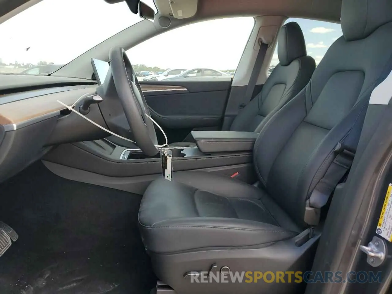 7 Photograph of a damaged car 7SAYGDEE3PF865697 TESLA MODEL Y 2023