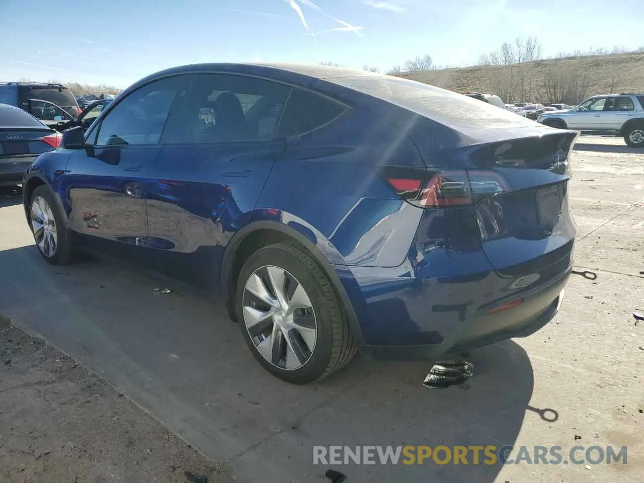 2 Photograph of a damaged car 7SAYGDEE3PF877073 TESLA MODEL Y 2023