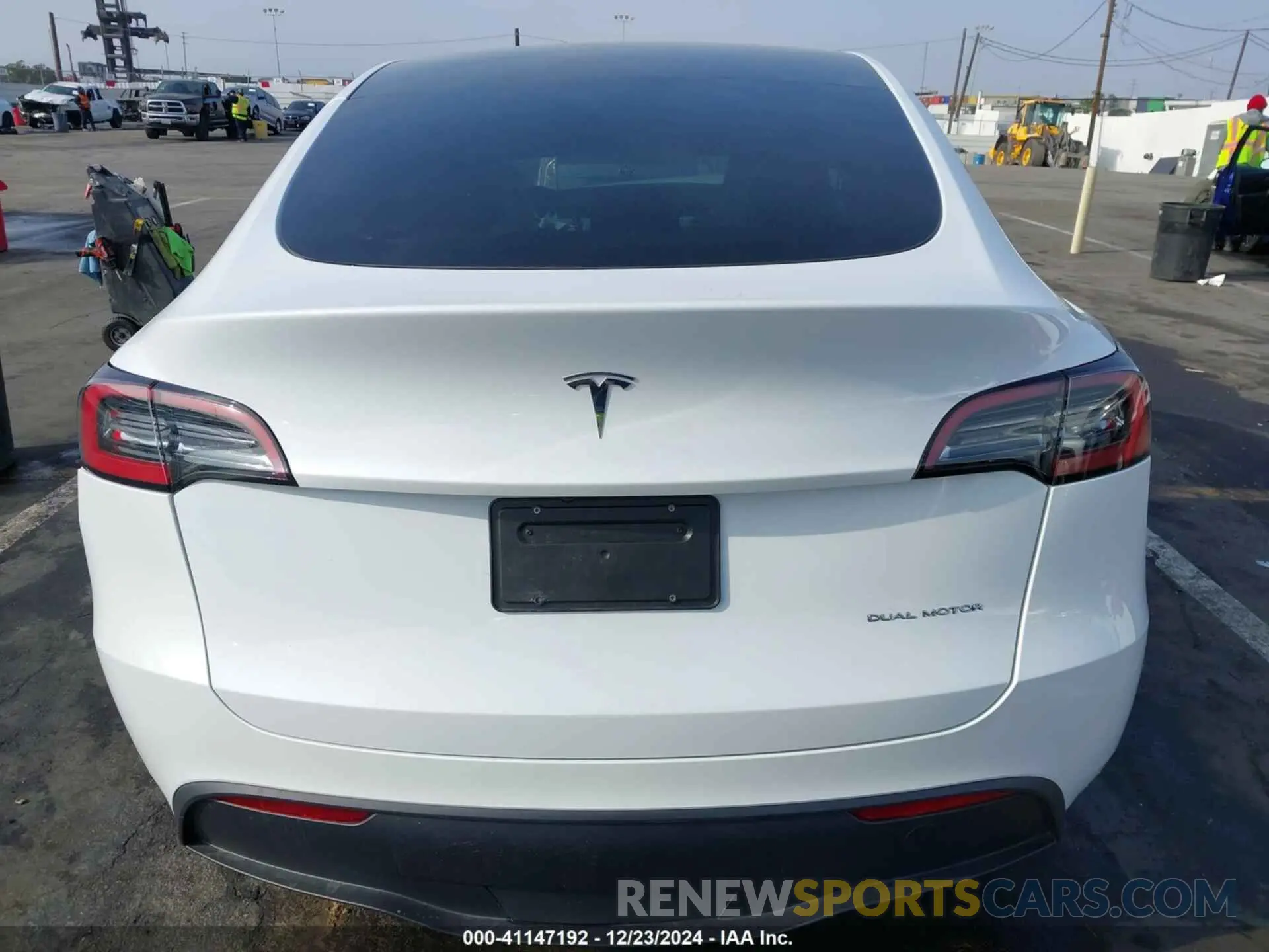 15 Фотография поврежденного автомобиля 7SAYGDEE3PF900030 TESLA MODEL Y 2023