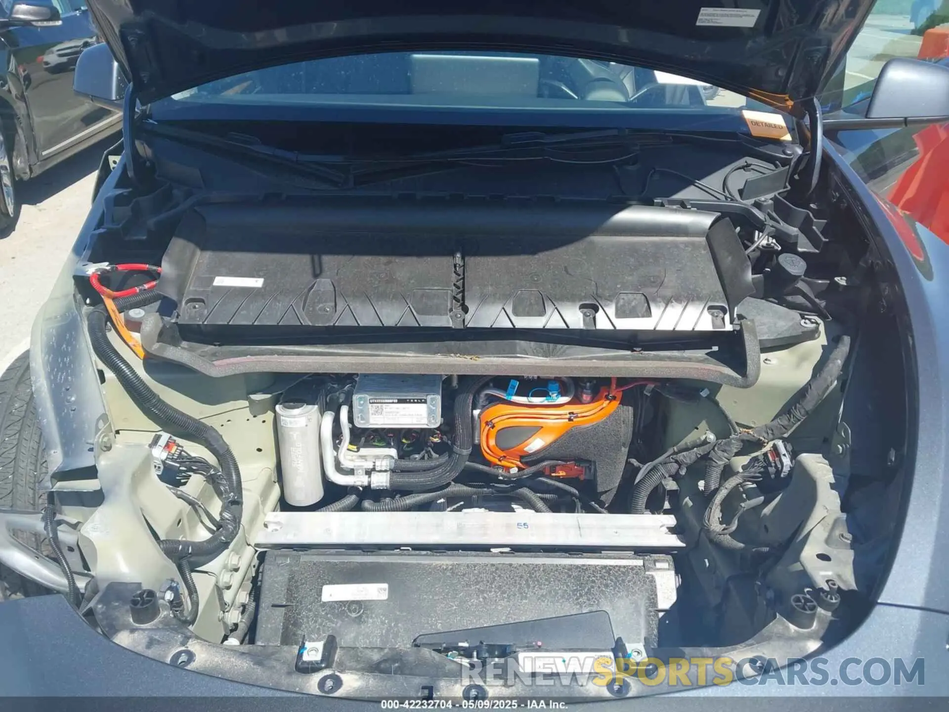 10 Photograph of a damaged car 7SAYGDEE4PA037218 TESLA MODEL Y 2023