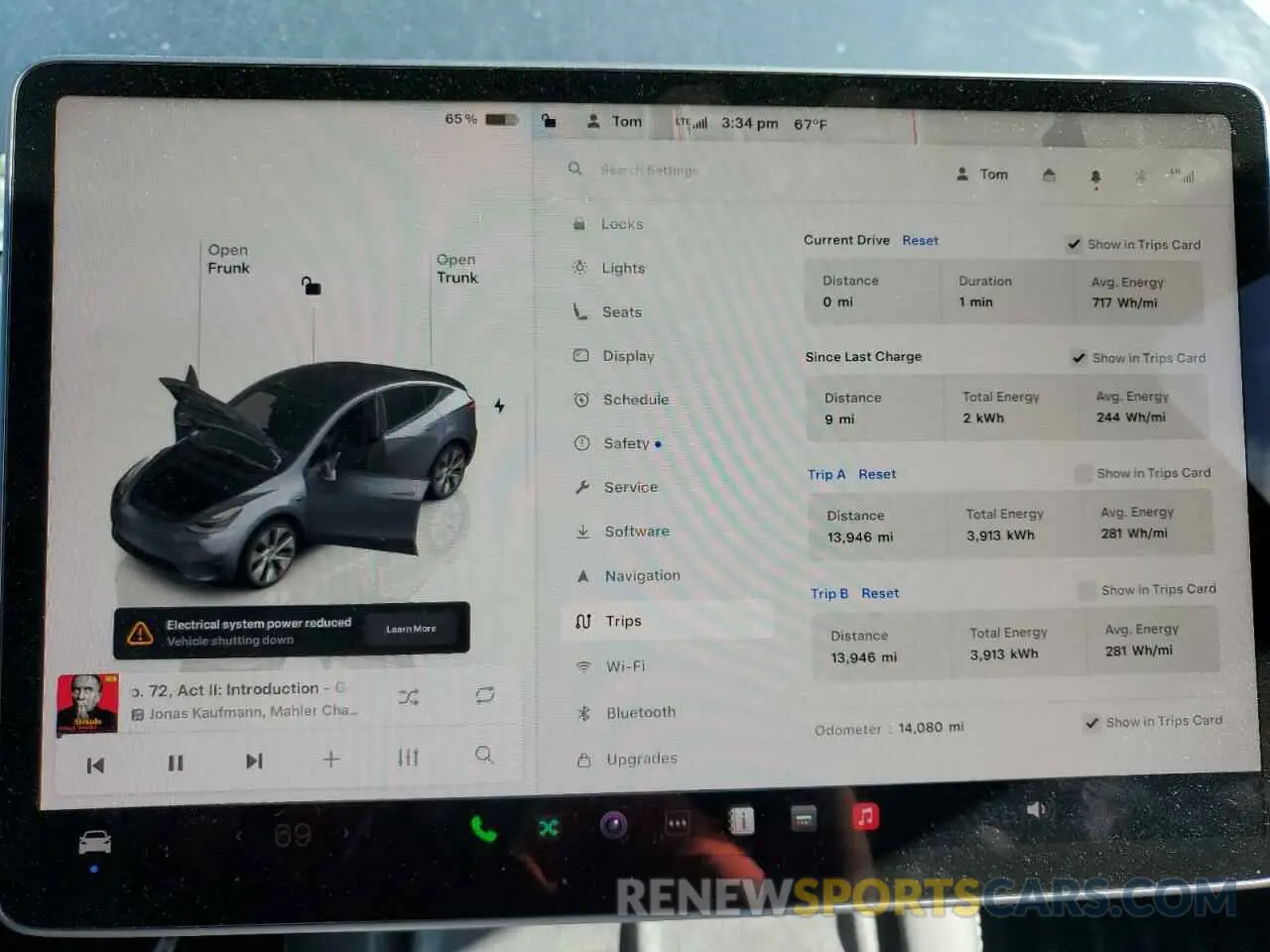 9 Photograph of a damaged car 7SAYGDEE4PA041639 TESLA MODEL Y 2023