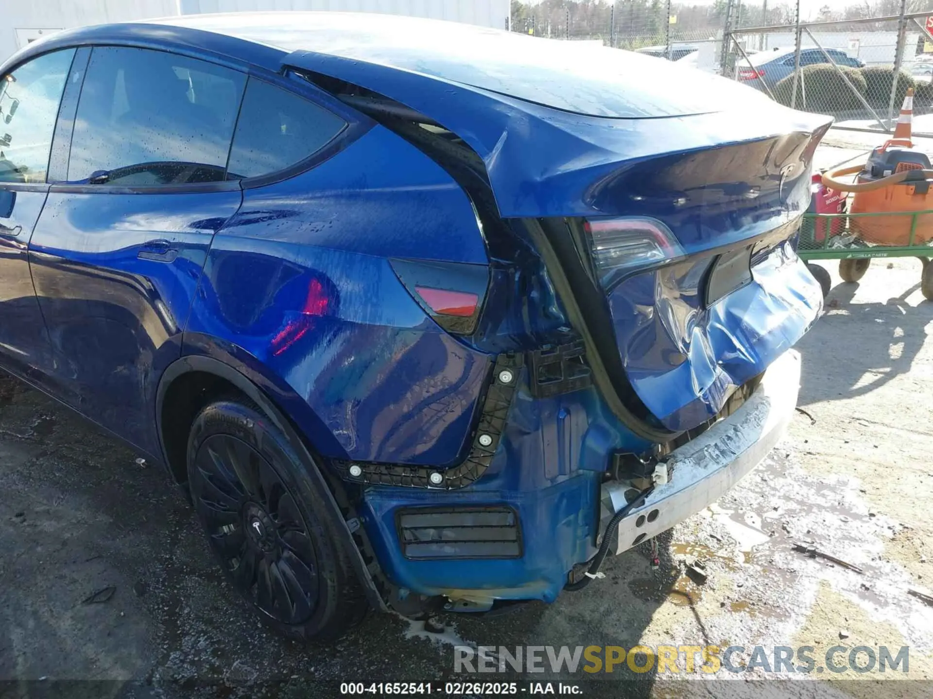 21 Фотография поврежденного автомобиля 7SAYGDEE4PA042757 TESLA MODEL Y 2023