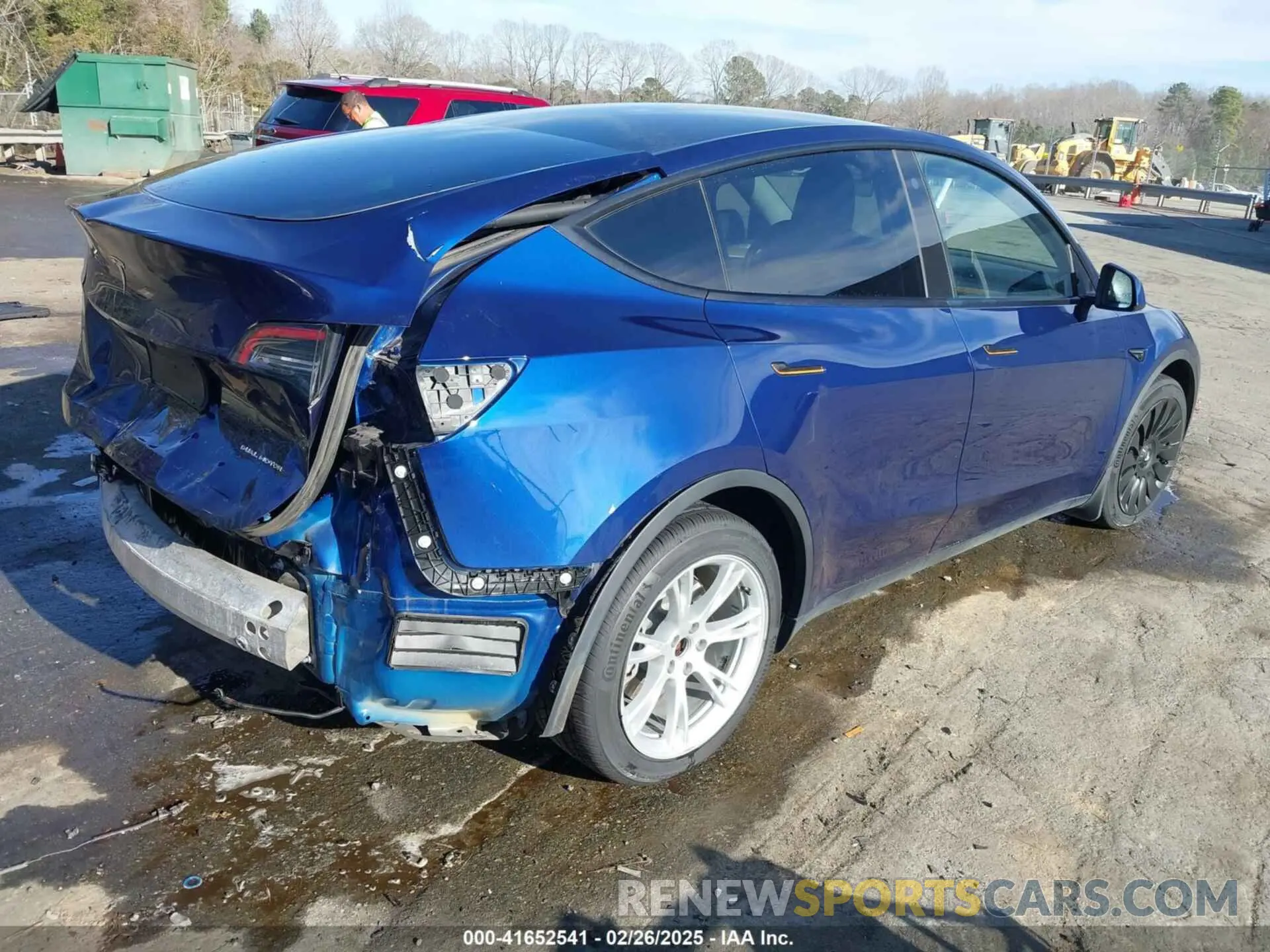 4 Фотография поврежденного автомобиля 7SAYGDEE4PA042757 TESLA MODEL Y 2023