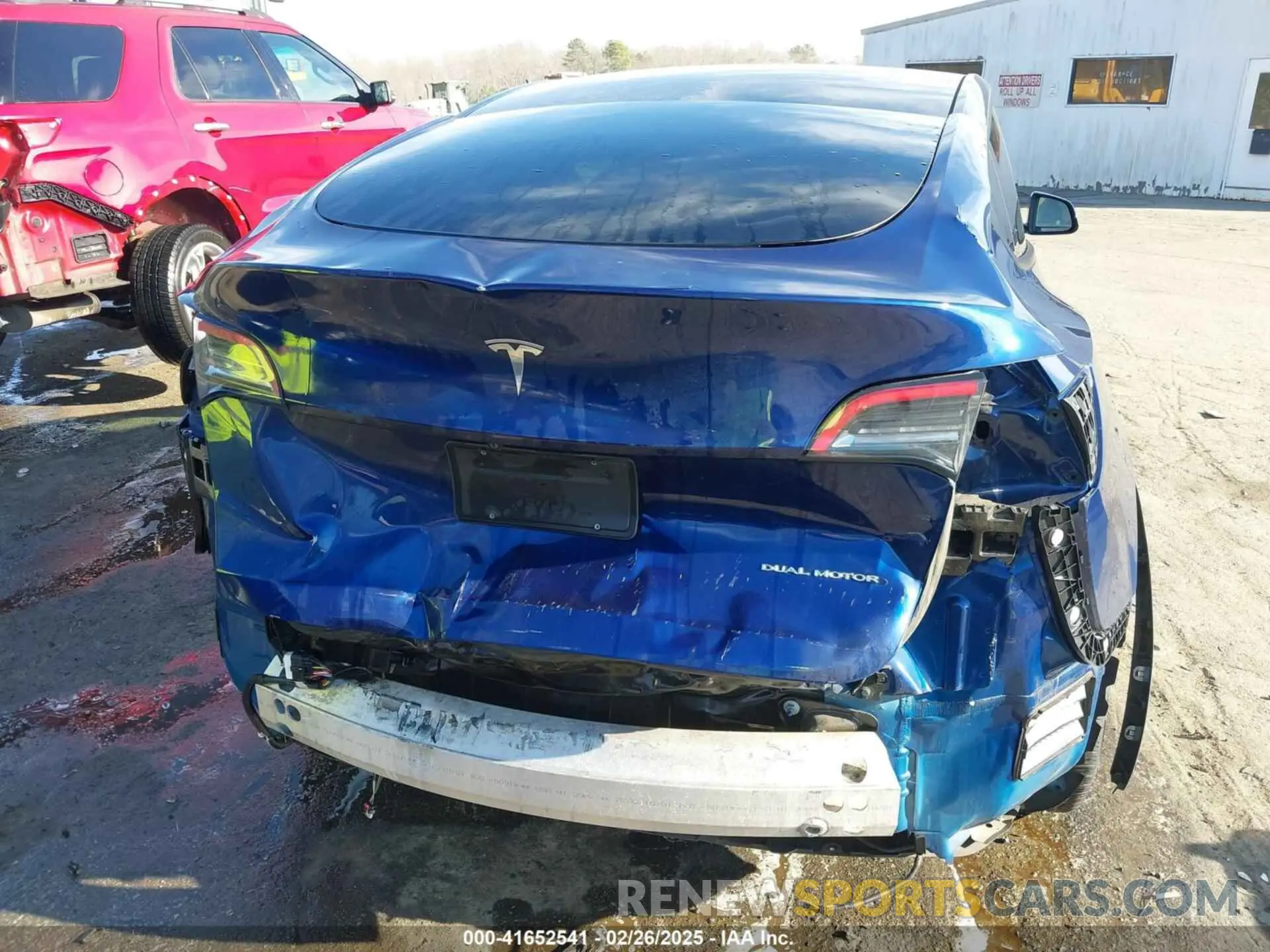 6 Фотография поврежденного автомобиля 7SAYGDEE4PA042757 TESLA MODEL Y 2023