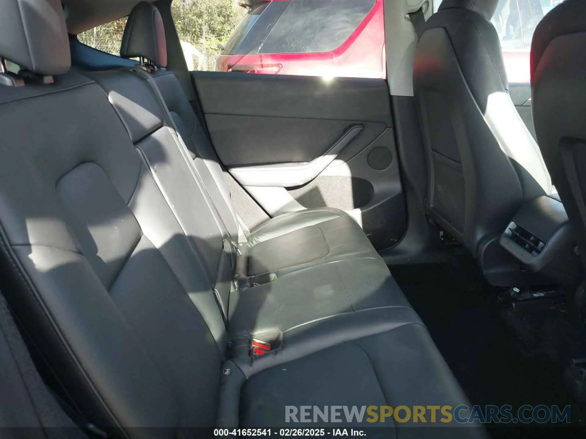 8 Фотография поврежденного автомобиля 7SAYGDEE4PA042757 TESLA MODEL Y 2023