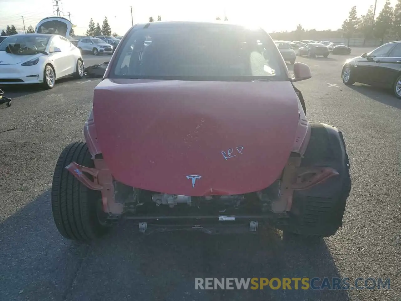5 Photograph of a damaged car 7SAYGDEE4PA048400 TESLA MODEL Y 2023