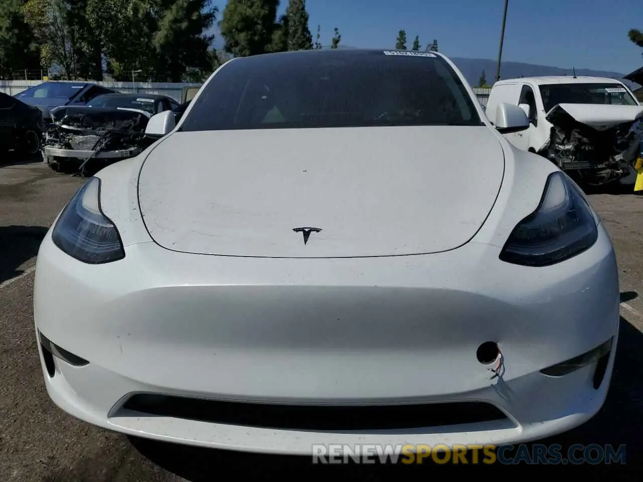 5 Photograph of a damaged car 7SAYGDEE4PA070770 TESLA MODEL Y 2023