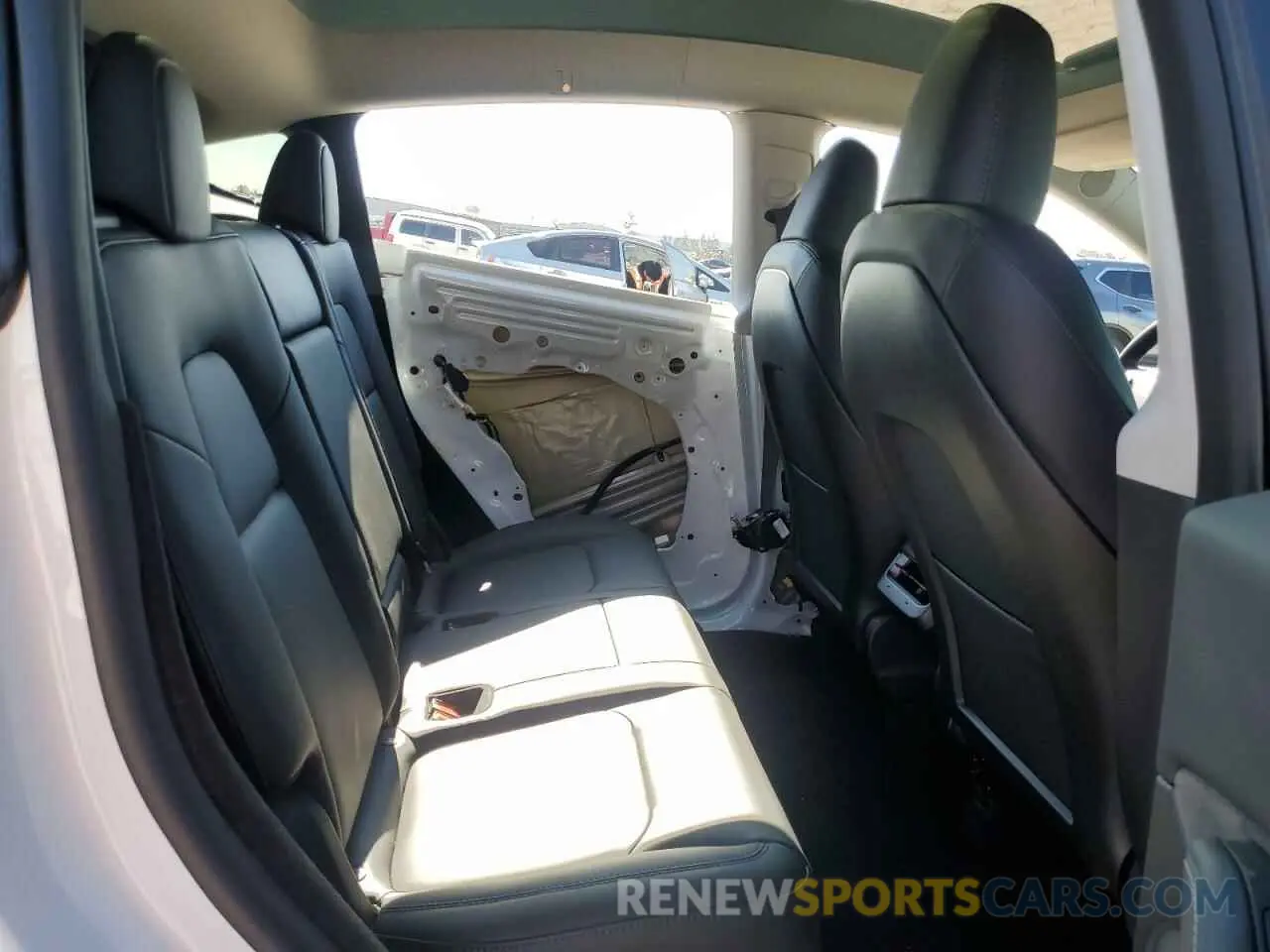 11 Photograph of a damaged car 7SAYGDEE4PA071028 TESLA MODEL Y 2023