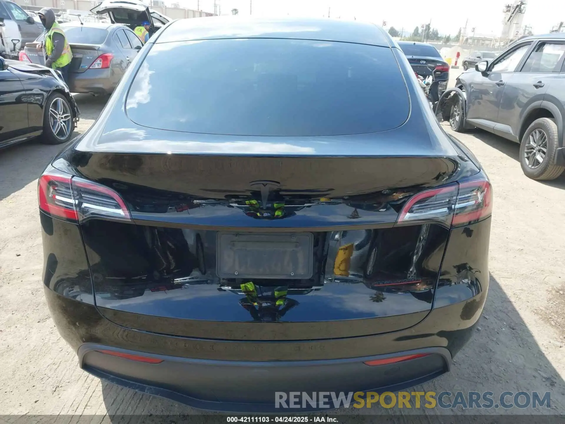 16 Фотография поврежденного автомобиля 7SAYGDEE4PA073166 TESLA MODEL Y 2023