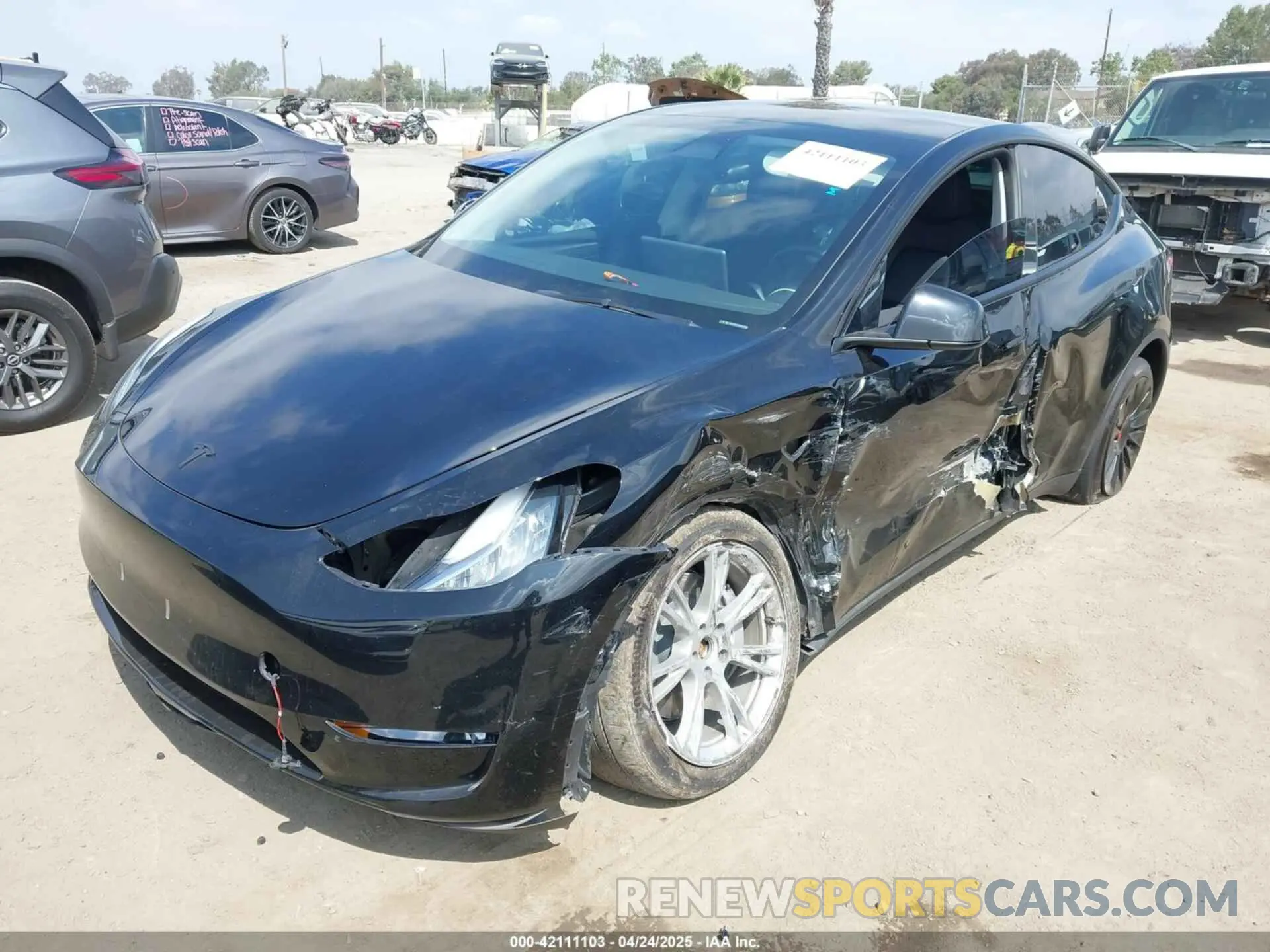 2 Фотография поврежденного автомобиля 7SAYGDEE4PA073166 TESLA MODEL Y 2023