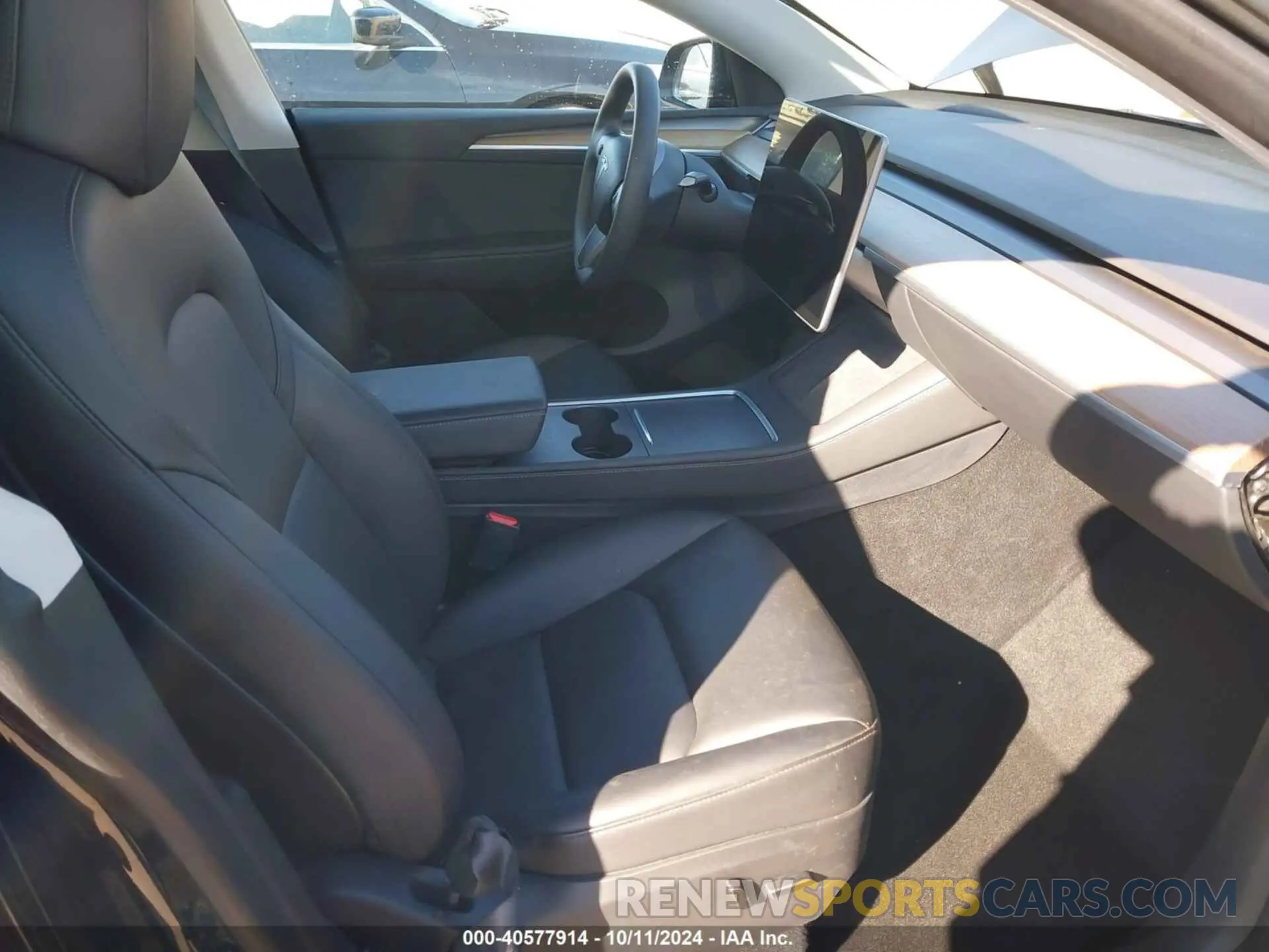 5 Фотография поврежденного автомобиля 7SAYGDEE4PA082336 TESLA MODEL Y 2023