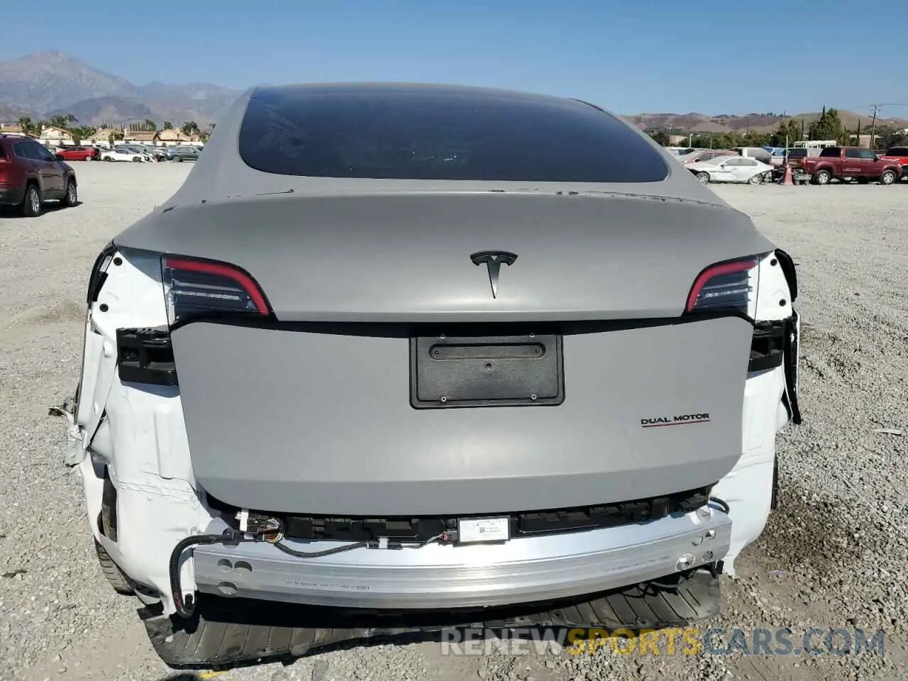 6 Photograph of a damaged car 7SAYGDEE4PA096382 TESLA MODEL Y 2023