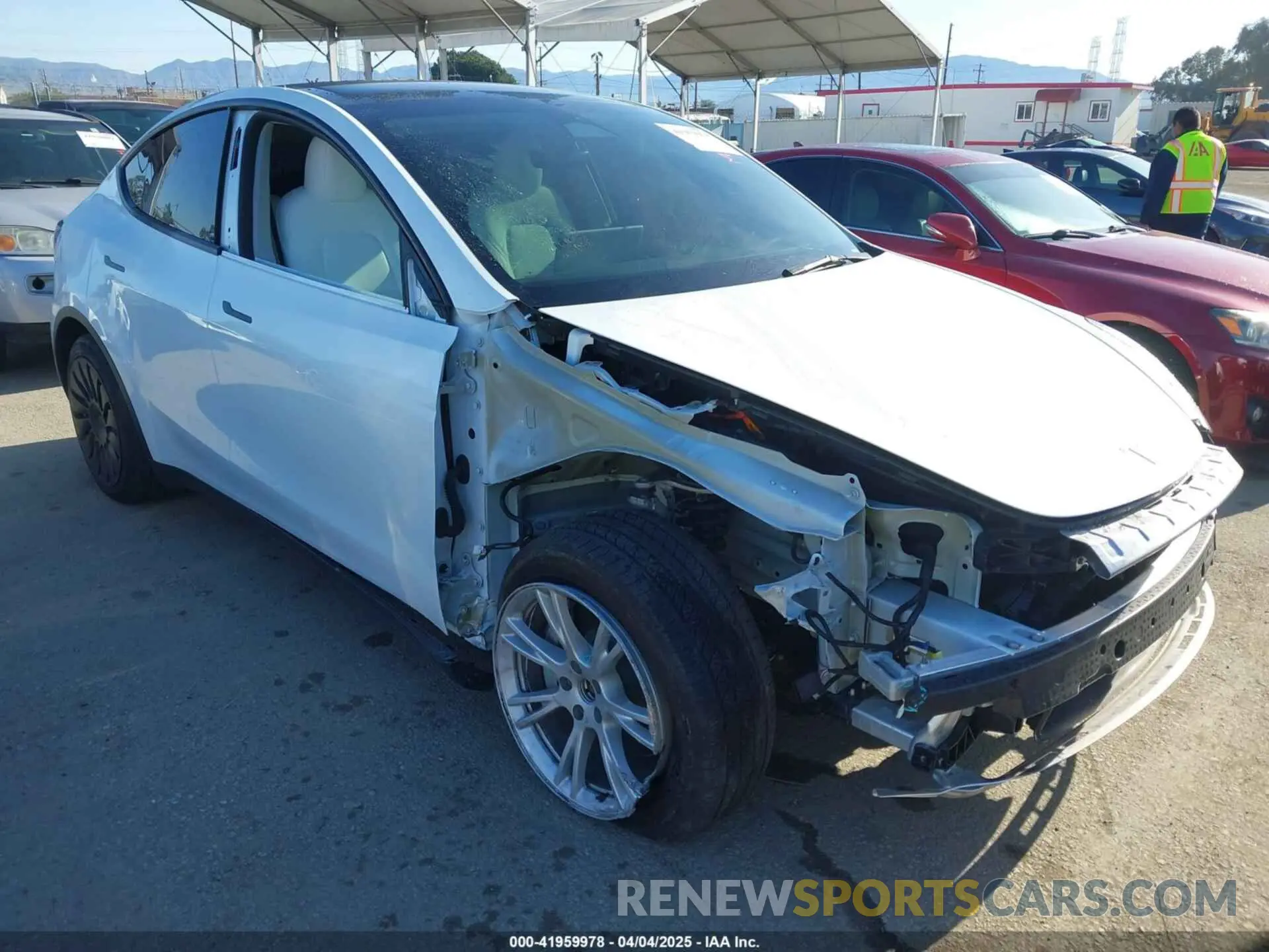 1 Photograph of a damaged car 7SAYGDEE4PA114671 TESLA MODEL Y 2023