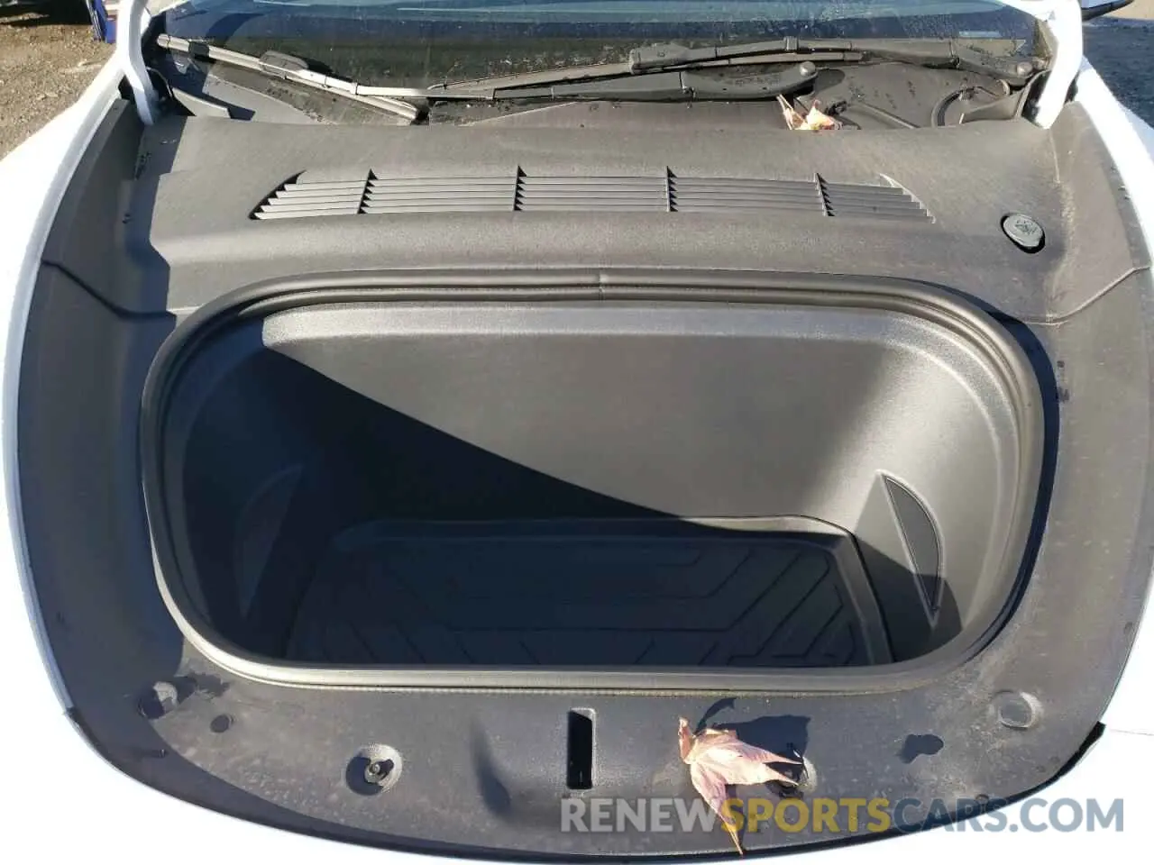 12 Photograph of a damaged car 7SAYGDEE4PA125640 TESLA MODEL Y 2023