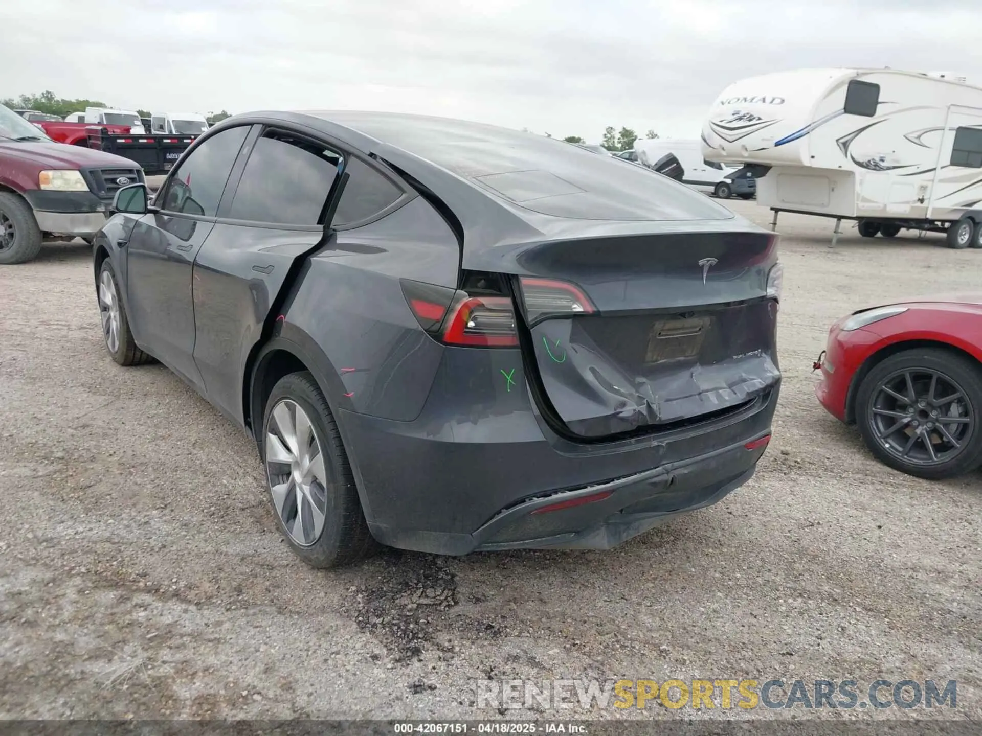 3 Фотография поврежденного автомобиля 7SAYGDEE4PA147444 TESLA MODEL Y 2023