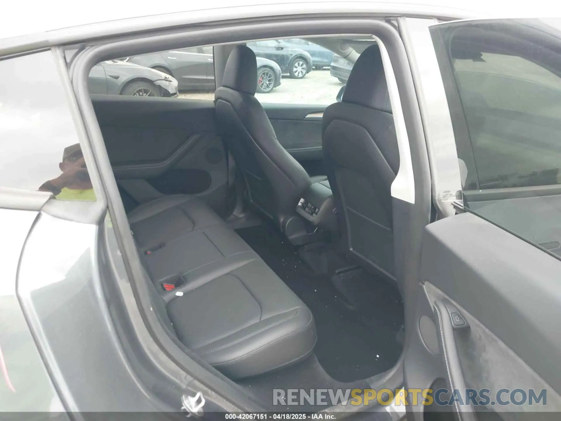 8 Фотография поврежденного автомобиля 7SAYGDEE4PA147444 TESLA MODEL Y 2023