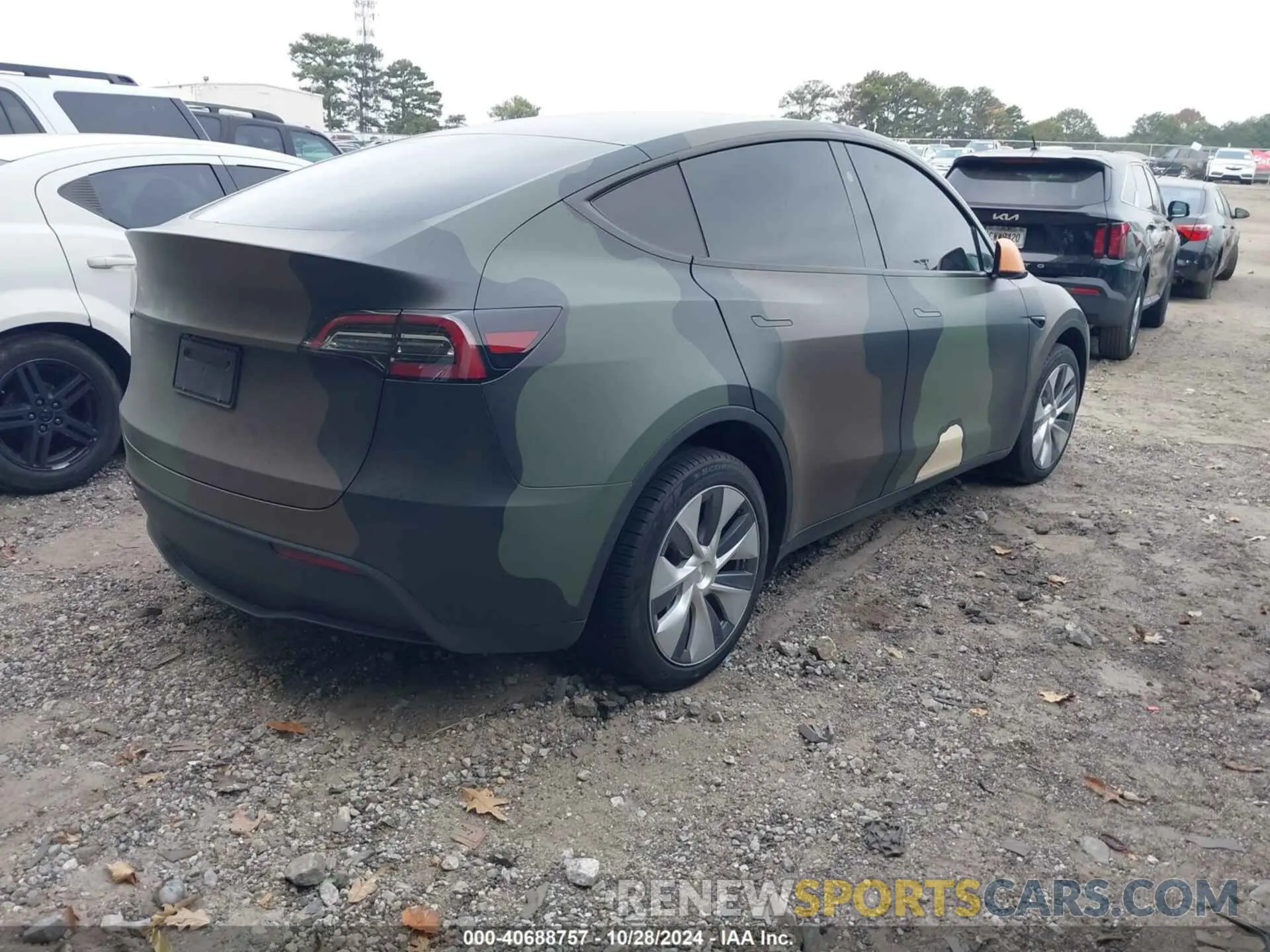 4 Photograph of a damaged car 7SAYGDEE4PA178726 TESLA MODEL Y 2023